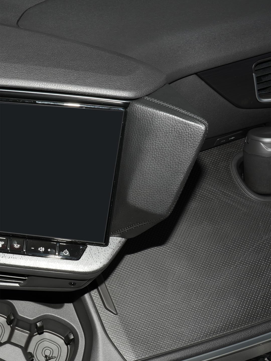 KUDA Handyhalterung passend für Scania P/G/R/S/L ab 2024 (nur bei großem Display) - Telefonkonsole für Smartphones, Handy, Navi und mehr - Kunstlederkonsole, schwarz, 4635