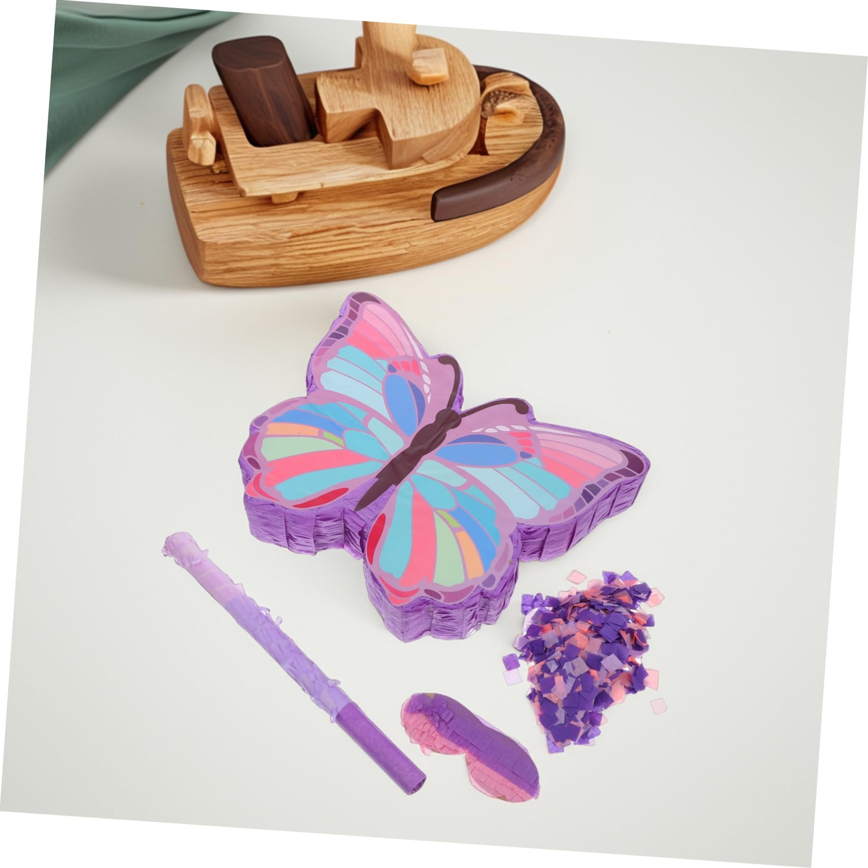 Piñata de palo en diseño vibrante de morada, decoración para fiestas de cumpleaños infantiles, incluye accesorio para romper, ideal para niñas