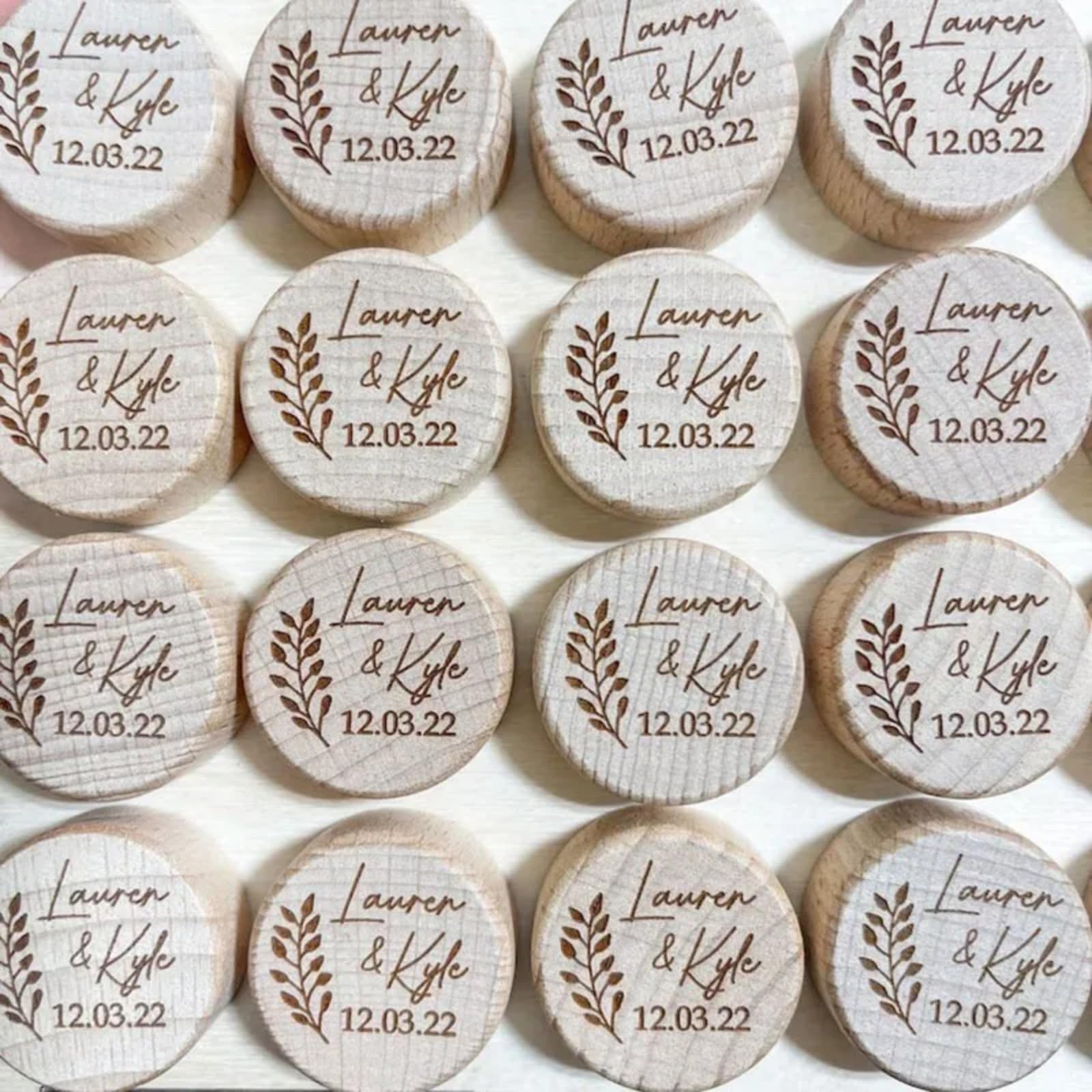 Corchos de vino personalizados para boda, corchos de botella de vino grabados, tapón de vino de madera con láser, regalo de boda y fiesta (90 unidades)