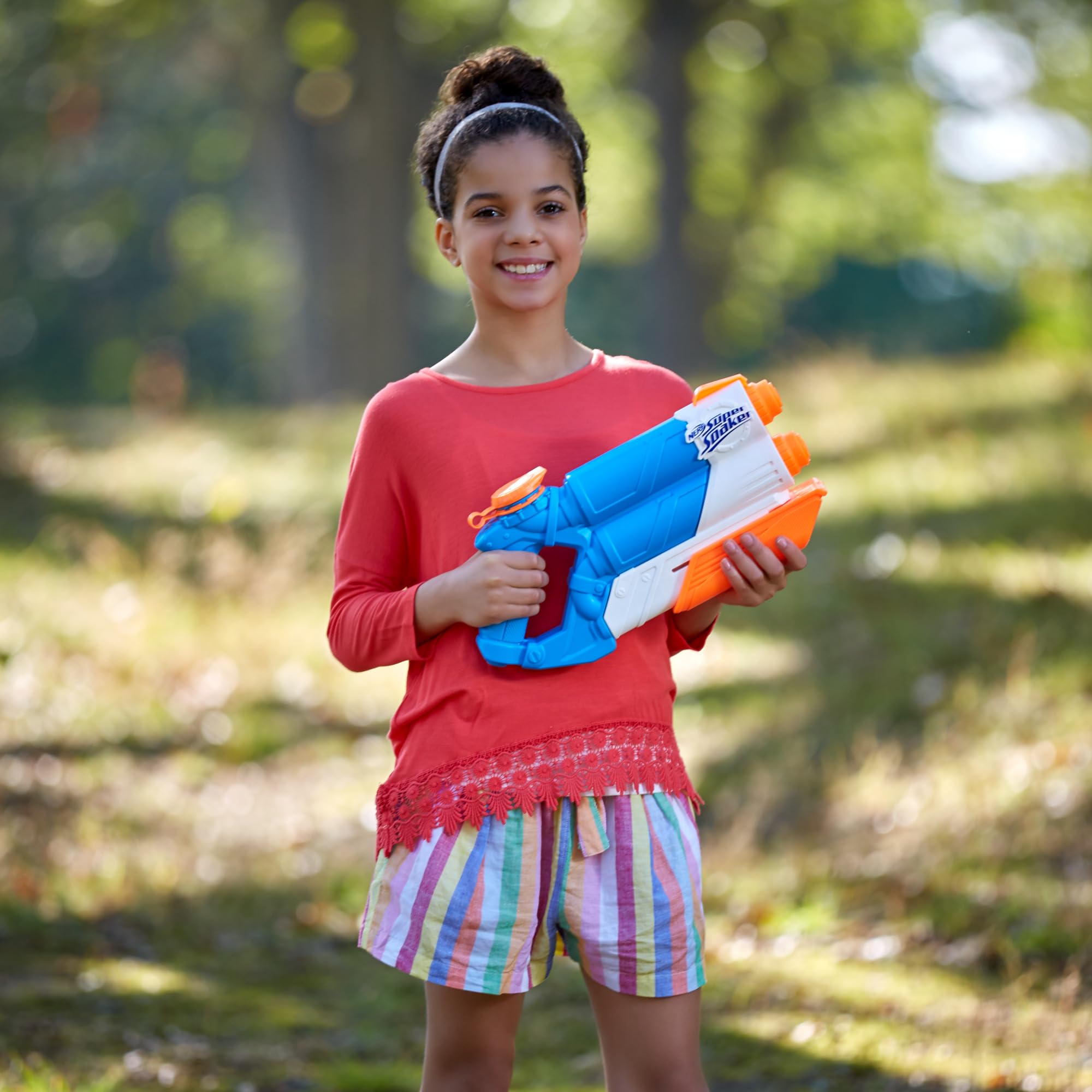 Nerf Super Soaker - Blaster à pompe Twin Tide - Blaster à Eau Puissant pour s'amuser, la pour la compétition et le Jeu de Rôle - Jeux d'Eau Enfant Idée Cadeaux pour Garçons et Filles dès 6 Ans