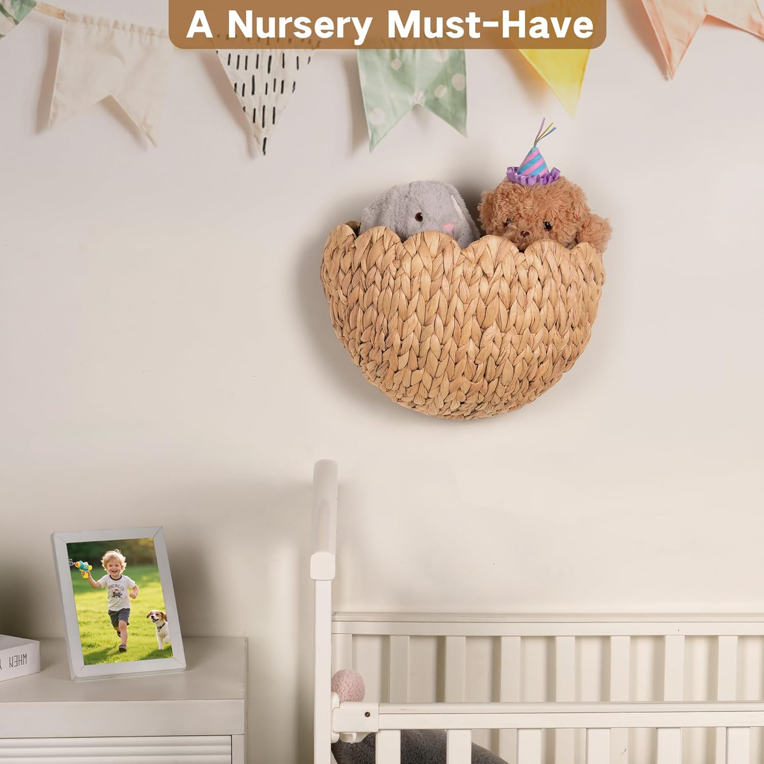 iEGrow Wicker Wall Basket, Scalloped Wall Basket Natural Water Hyacinth, Hanging Baskets for Organizing and Decor, Woven Storage Baskets for Door Mounted Entryway Flower Mail Plant Nursery