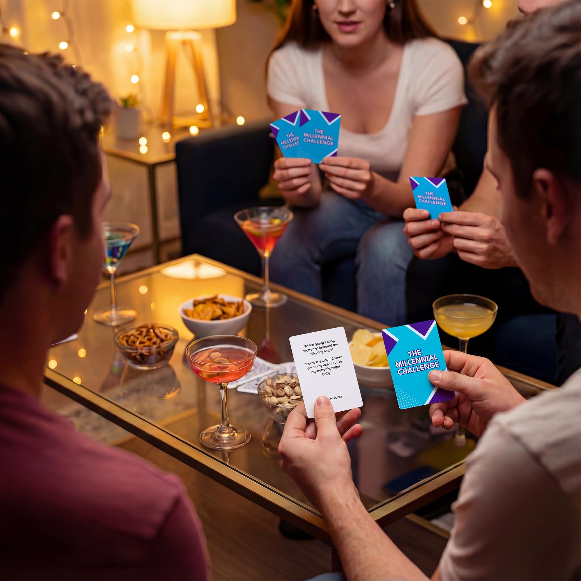 The Millennial Challenge - 90er und 00er Jahre Trivia-Spiel mit 600 Quizkarten - Popkultur, Trivia-Spiel mit Filmen, Musik, TV-Shows - Ideal für Spieleabend, Weihnachten, Geburtstag oder