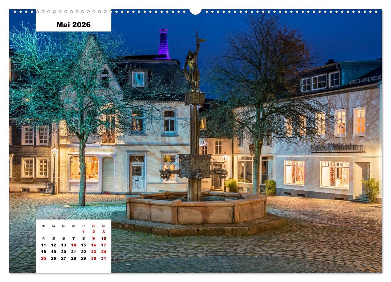 Lüdenscheid - Die Altstadt 2026 (hochwertiger Premium Wandkalender 2026 DIN A2 quer), Kunstdruck in Hochglanz: Die ältesten Häusern mit mit der Kamera zur blauen Stunde fotografiert (CALVENDO Orte)