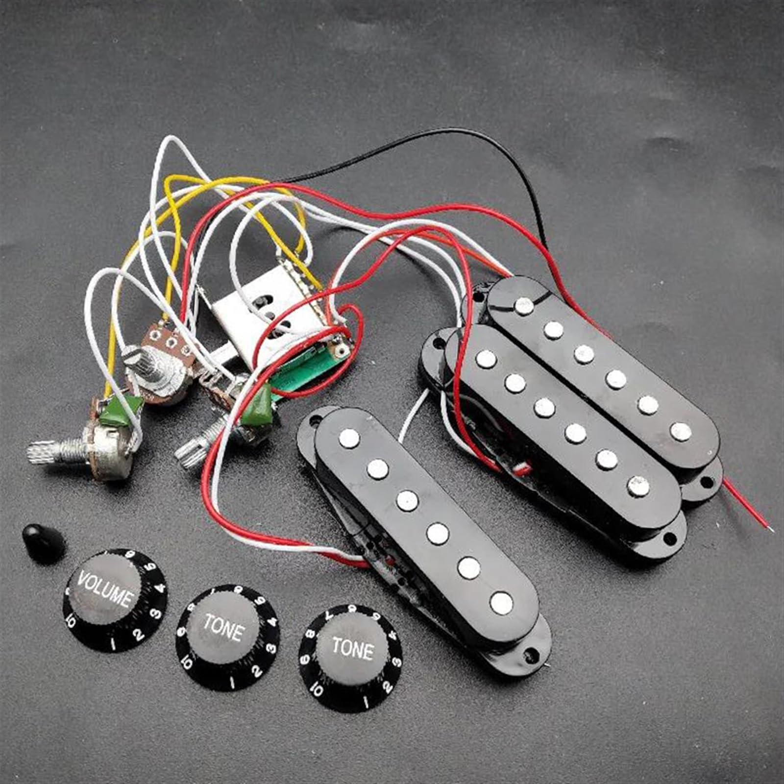 Przetwornik Do Gitary Elektrycznej Przewód Do Przetwornika Gitary Elektrycznej Wstępnie Okablowany 5-pozycyjny Przełącznik 2T1V SSS Przetwornik Do Gitary Elektrycznej ST(Black)