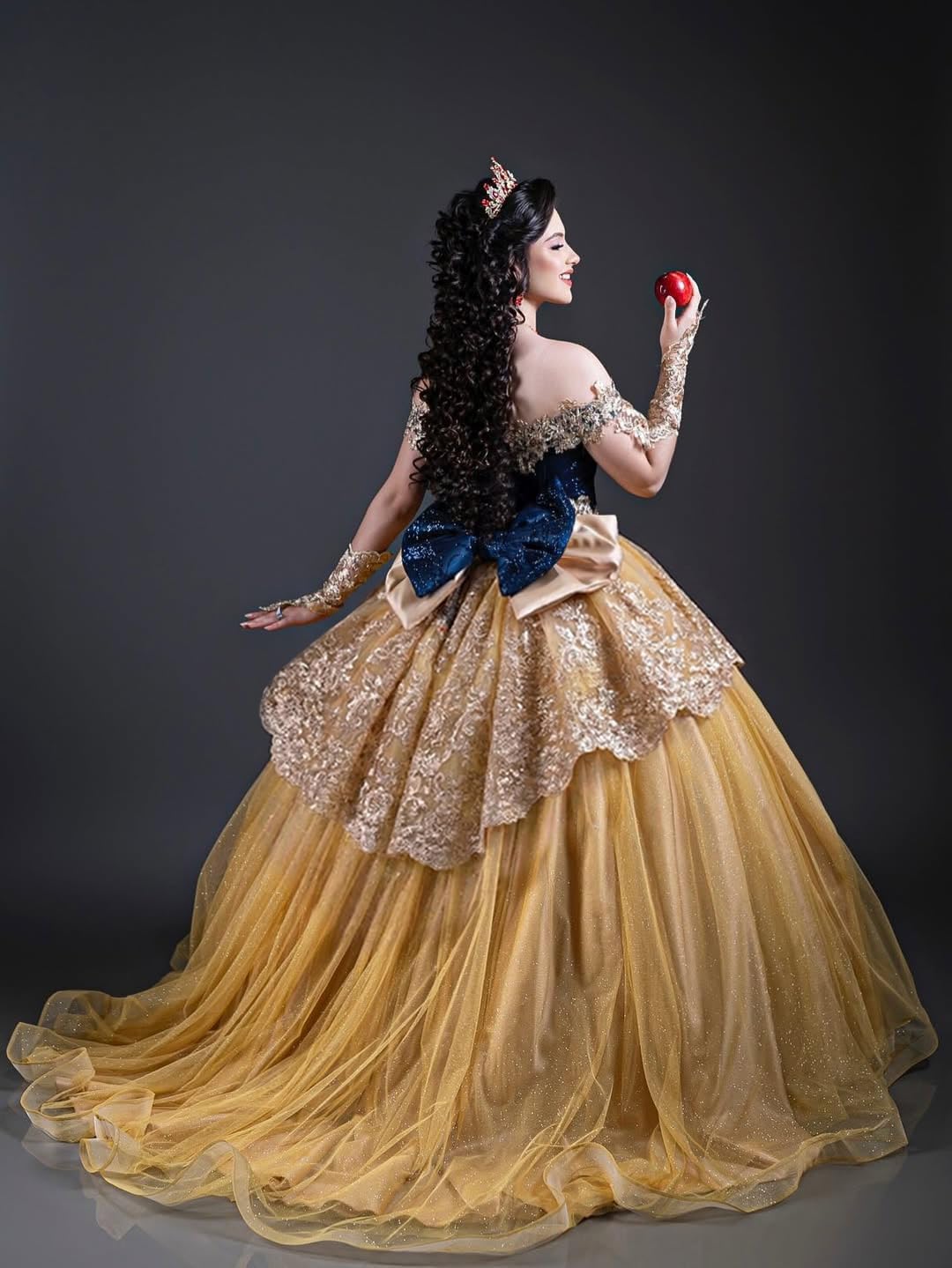 Mauuwy Gold Applique Quinceanera Dresses Ball Gown with Detachable Skirt Layered 2 Pieces 15 Year quinceañera Dress with Bow