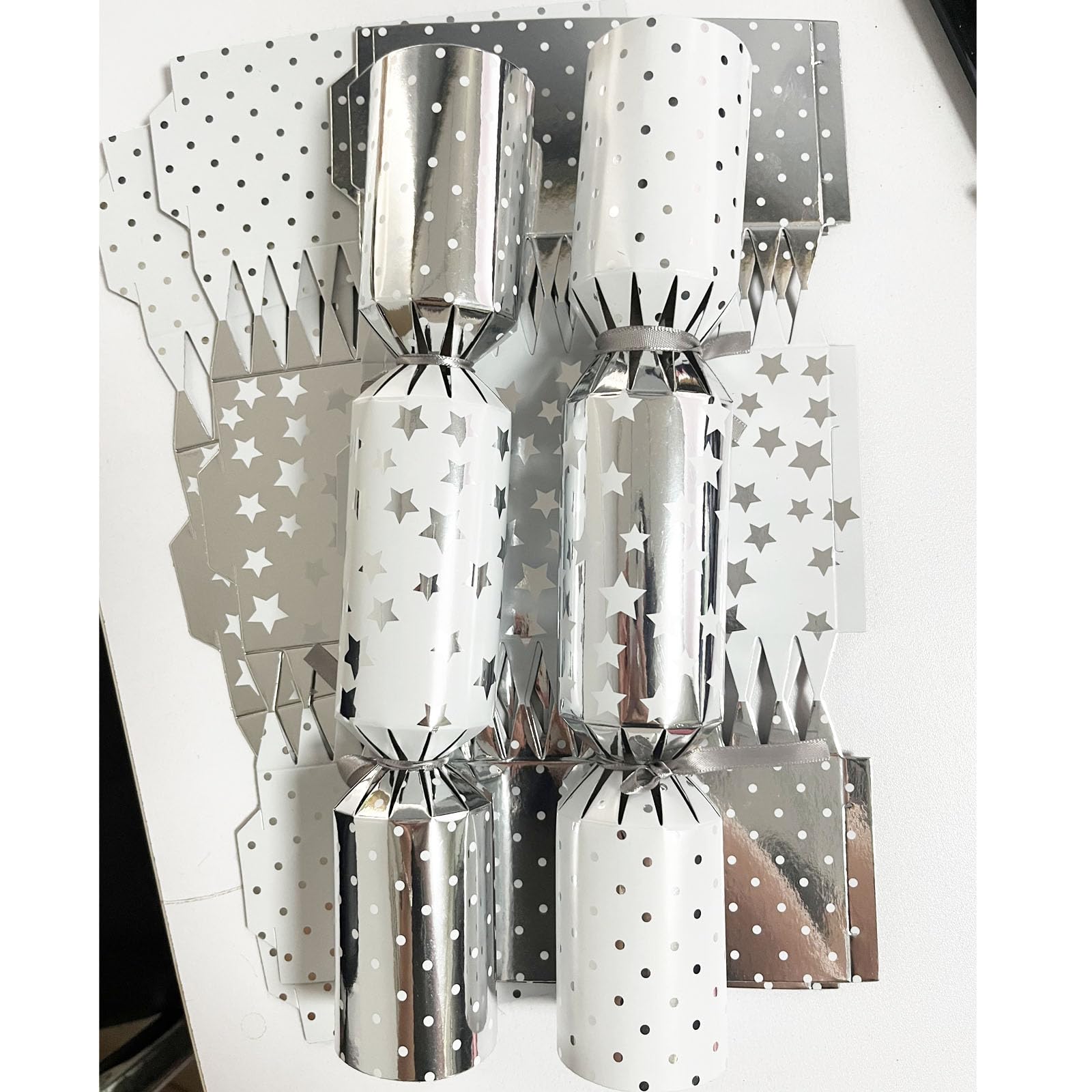 Gyoungt Luxury Chritmas Crackers - Image 2