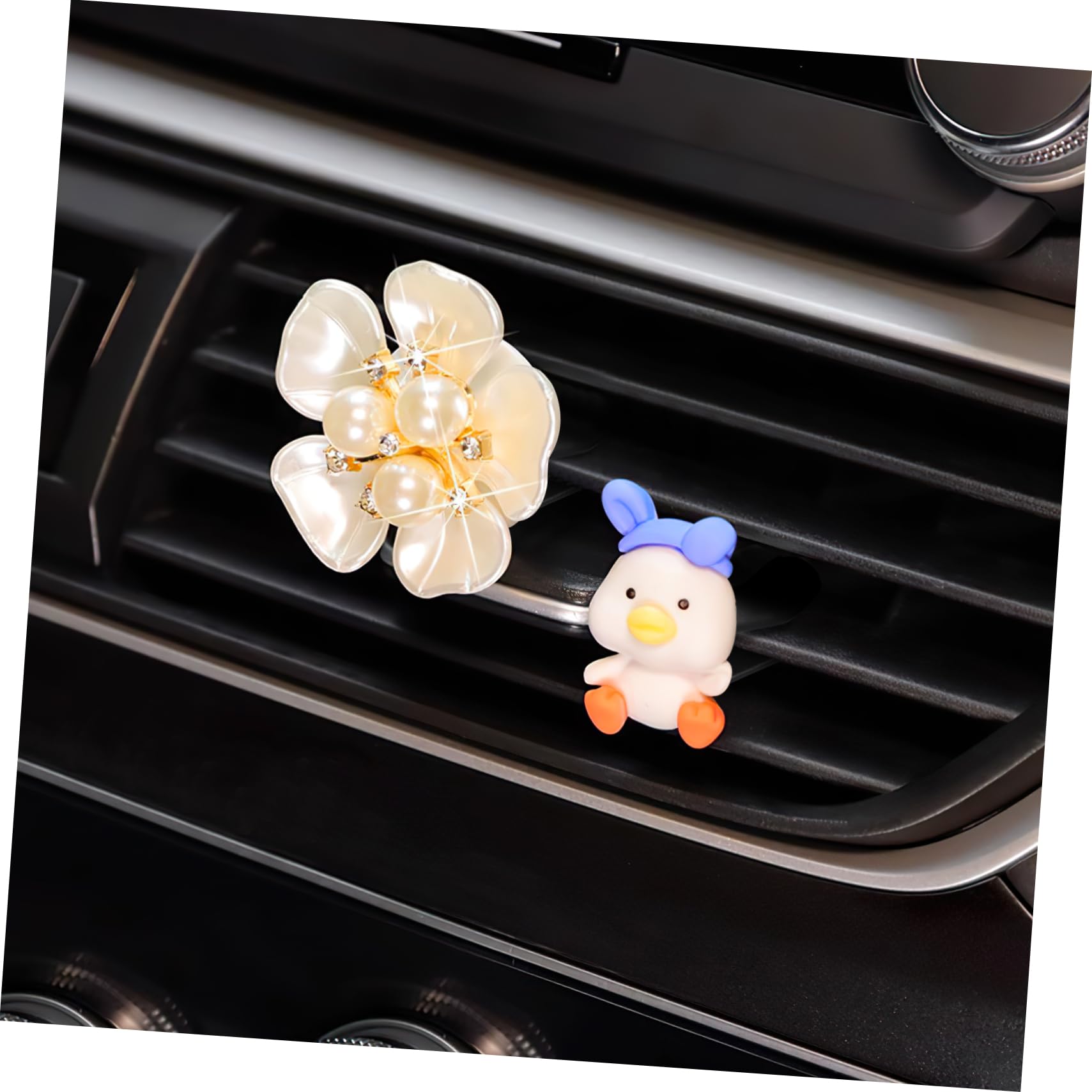 100 Pezzi Clip per Bocchette di Aerazione Auto in Metallo e Plastica, Accessori per Profumatori Auto, Resistenti e Compatibili per Decorazione e Fai-da-te