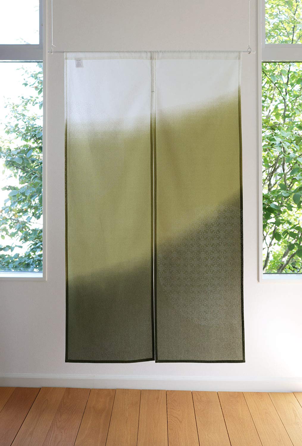 Amazon｜のれん ロング Sunnyday Fabric 抹茶色 幅85cm x 丈150cm