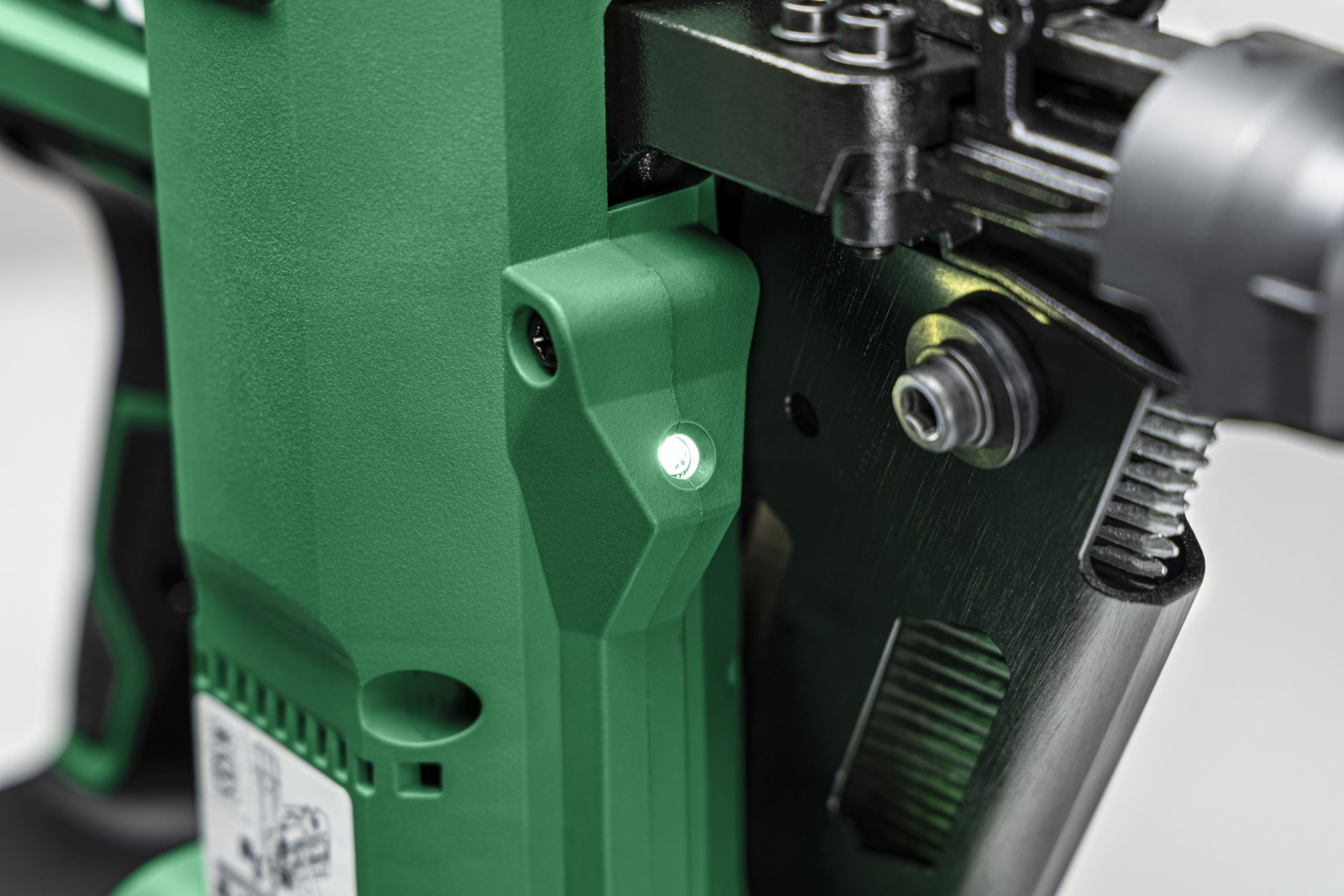 HiKOKI Akku-Streifennagler NR1890DCAW9Z 18V Brushless Druckluftnagler 50-90 mm 34 Grad Magazinwinkel
