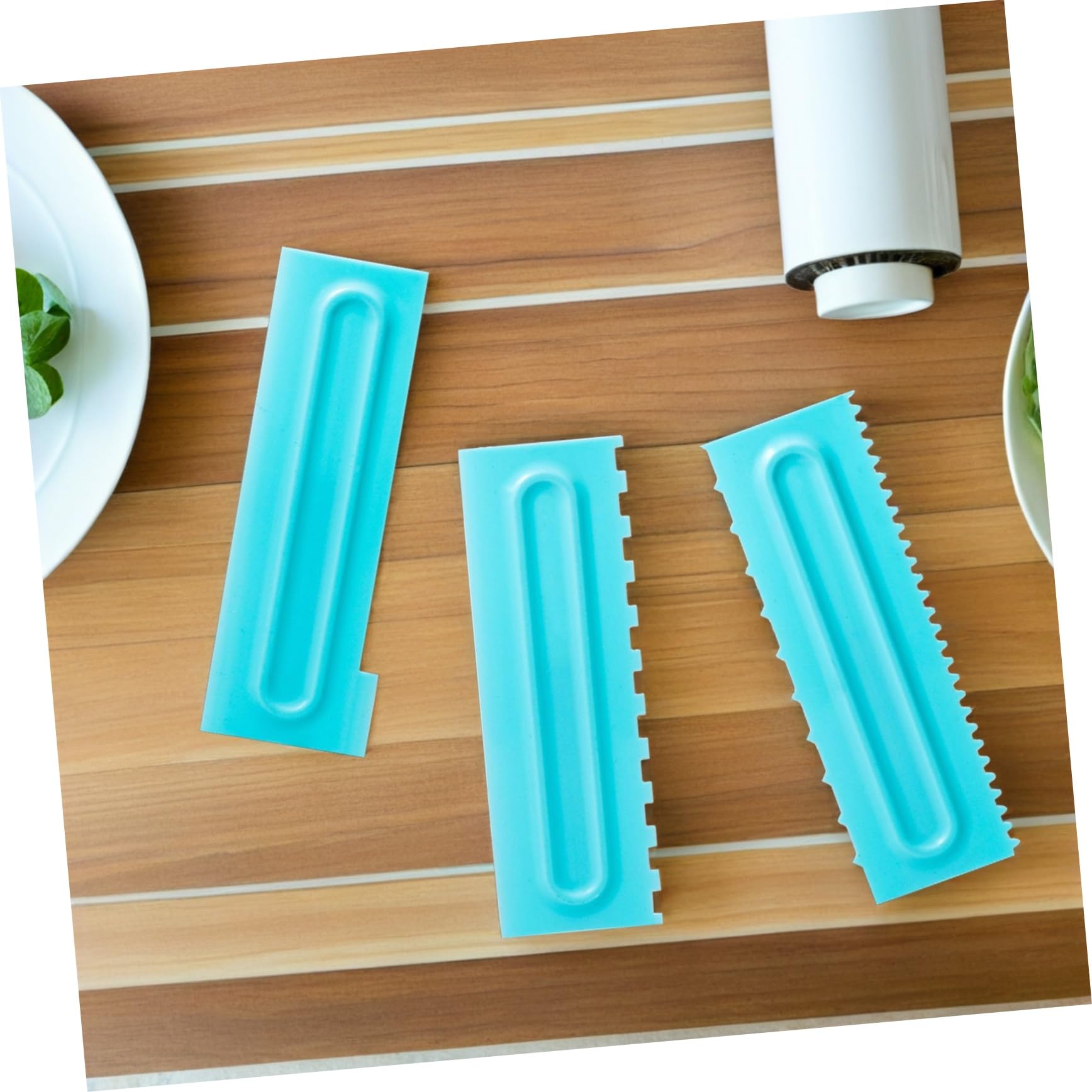 9 Stück Teiliges Cake Spreader aus Stabilem PP Vielseitiger Fondant Smoother für Kuchen Kitchen Cake Scraper Tool zum Glatten Kanten und Creme Glätten Beim Backen und Dekorieren