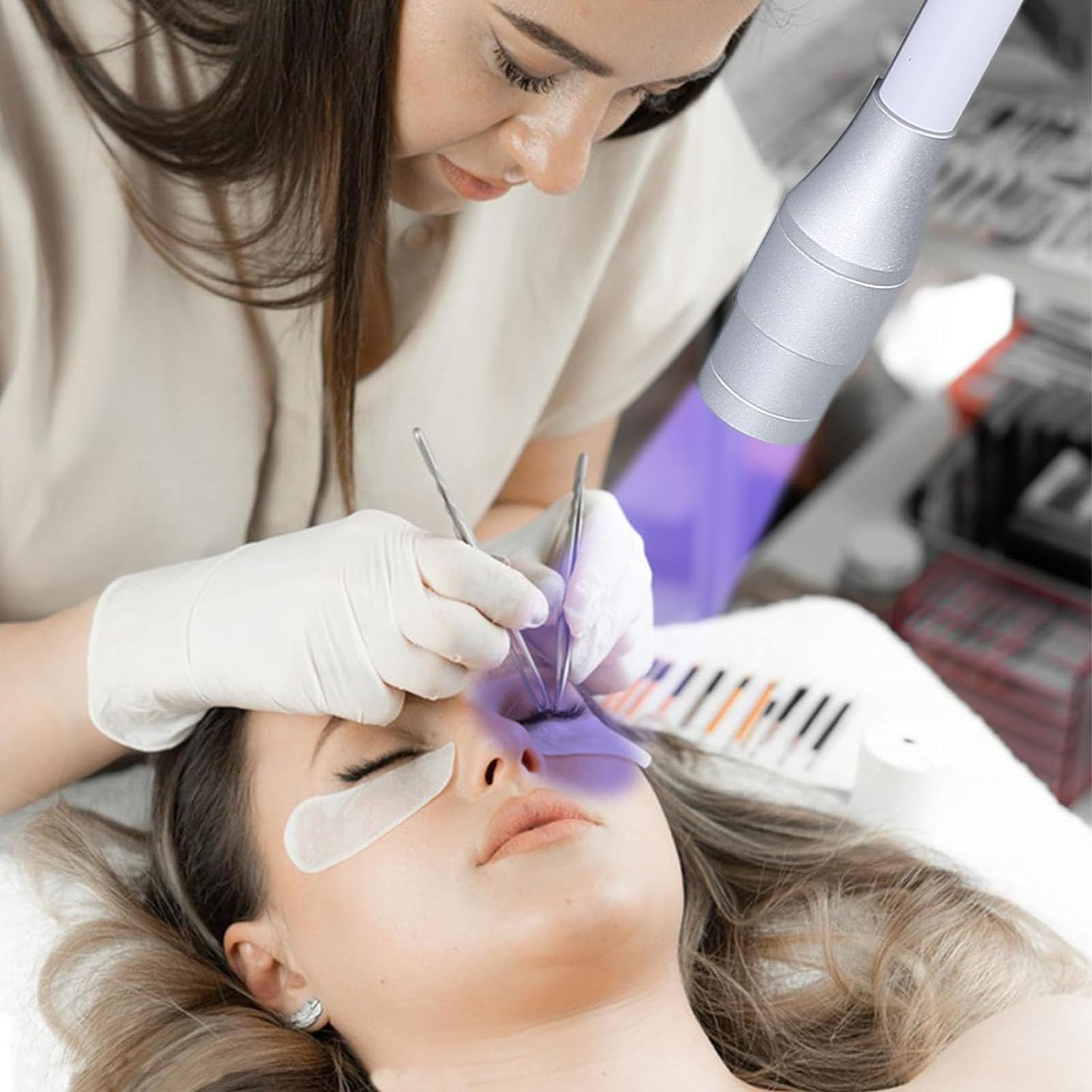 Vorhandene Beauty-UV-Lampe für Wimpernverlängerungen, UV-Wimpernlicht mit Fußpedalsteuerung, Verlängert die Langlebigkeit der (EU-Stecker AC100 bis 240 V 50 60 Hz)