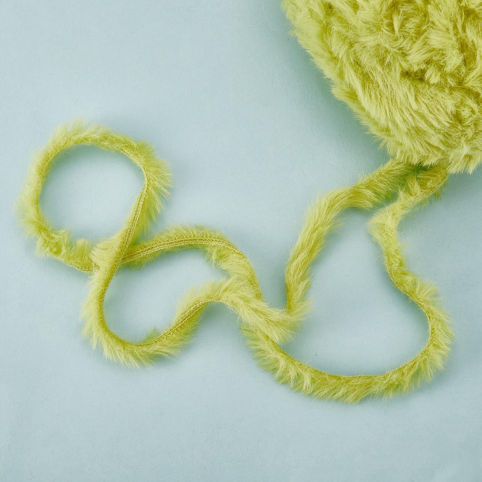 BEEFLYING 2 Roll Super Soft Fur Chunky Fluffy Faux Fur Yarn for Crochet Knit Blanket Rug Clothes - 2×30m(2×32.8yds,51g×2)-Yellow Green - Image 4