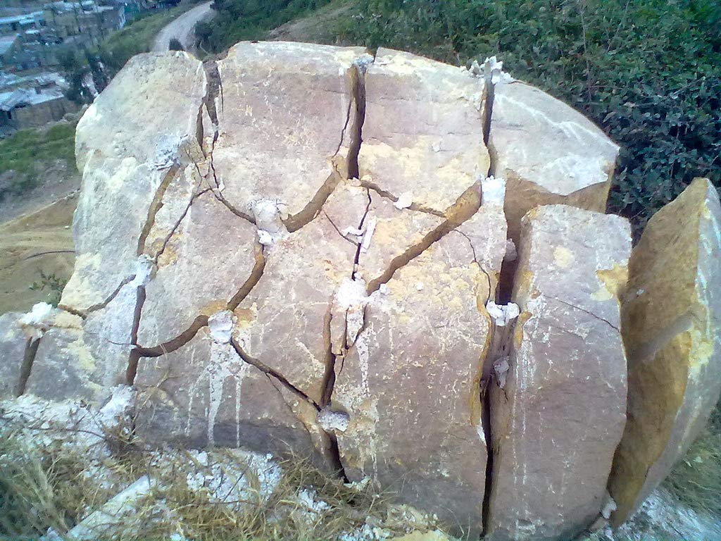 20 kg de Cemento expansivo demoledor, para romper piedras y hormigones con total seguridad,sin explosiones,sin ruidos, sin vibraciones.