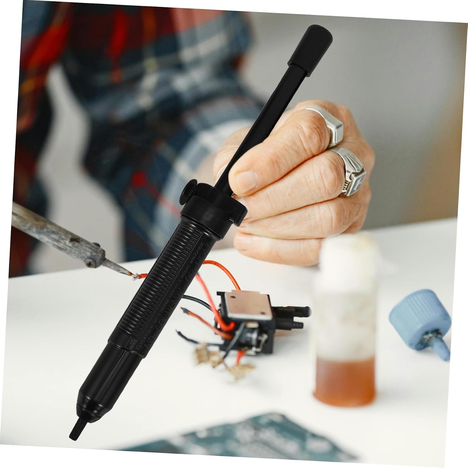 Manual Solder Removal Vacuum Pump for Pcb Work and Circuit Boards, Portable Black Desoldering Tool Bulb with Stable Plastic Construction, Compact Tin Sucker for Electronics Repair