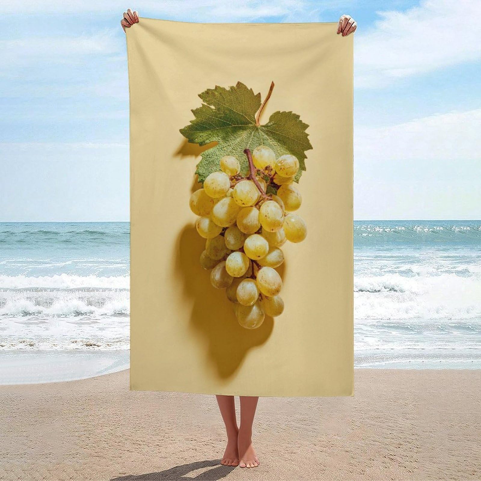 LSRCPD Cluster of Grapes with Vine Leaf Beach Towel Sand Free Microfiber Large Shower Towels Multipurpose Absorbent for Bathroom Pool 130x80 CM