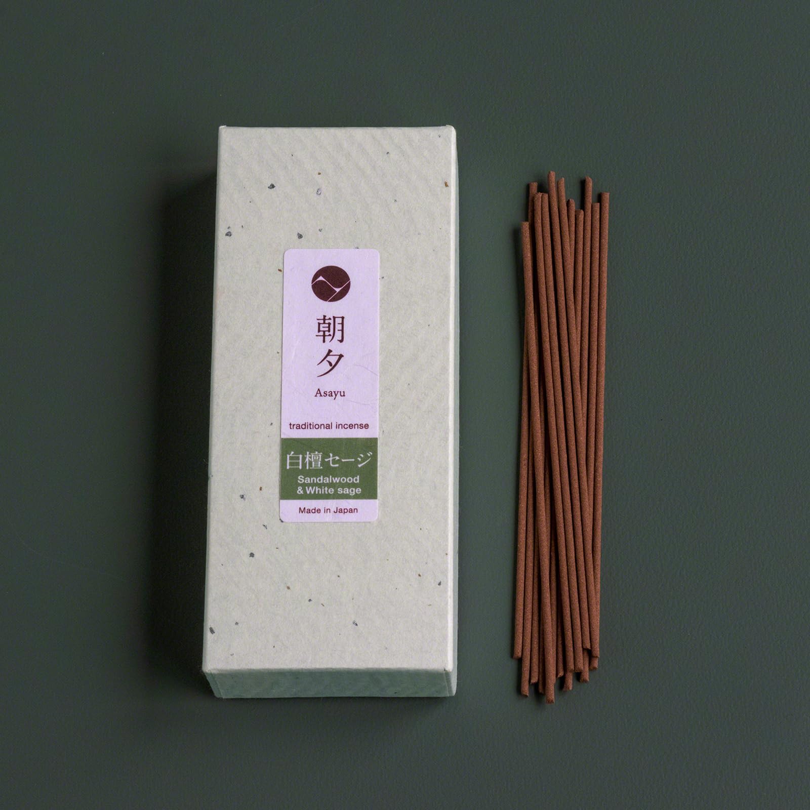 Asayu Japan Tradycyjne kadzidełka z drewna sandałowego i białej szałwii, 40 g, typ dymny, 100% naturalne japońskie kadzidełka do porannego relaksu, jogi, medytacji i uważności