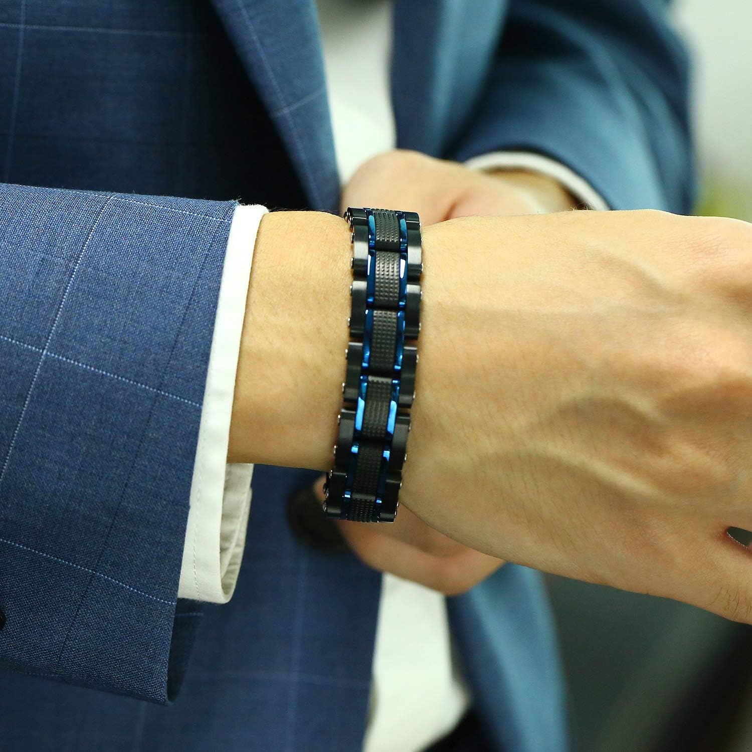 VNOX Custom Personalized Elegant Stainless Steel Two-Tone Blue&Black Link Bracelet for Men Husband Dad Son Gift,8.2"/8.6"