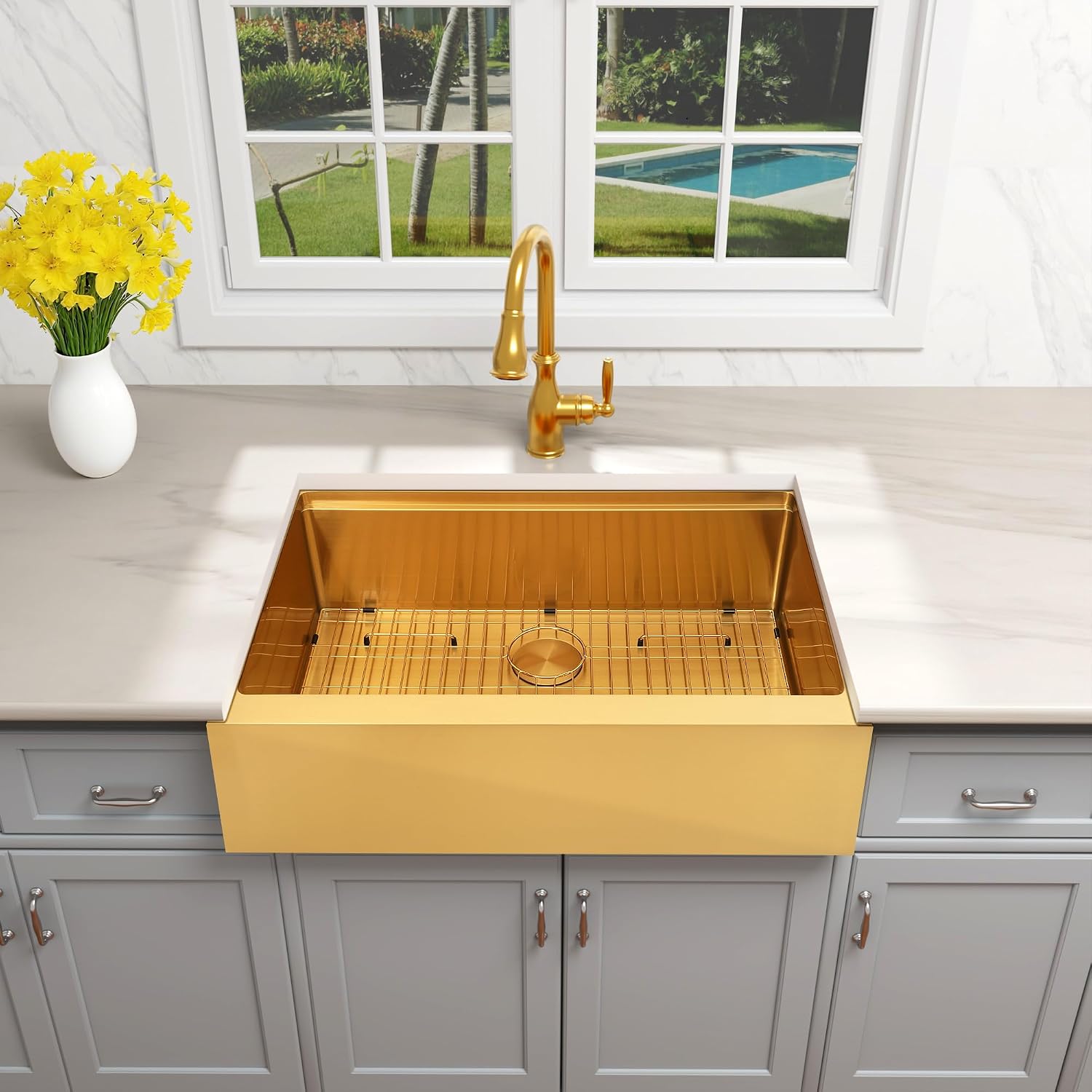 26-Inch Farmhouse Kitchen Sink, 16 Gauge Stainless Steel Farm Sink, Undermount Single Bowl, Brushed Finish, Deep Basin, Workstation Design with Accessories(Gold, 26" x 22" x 10")