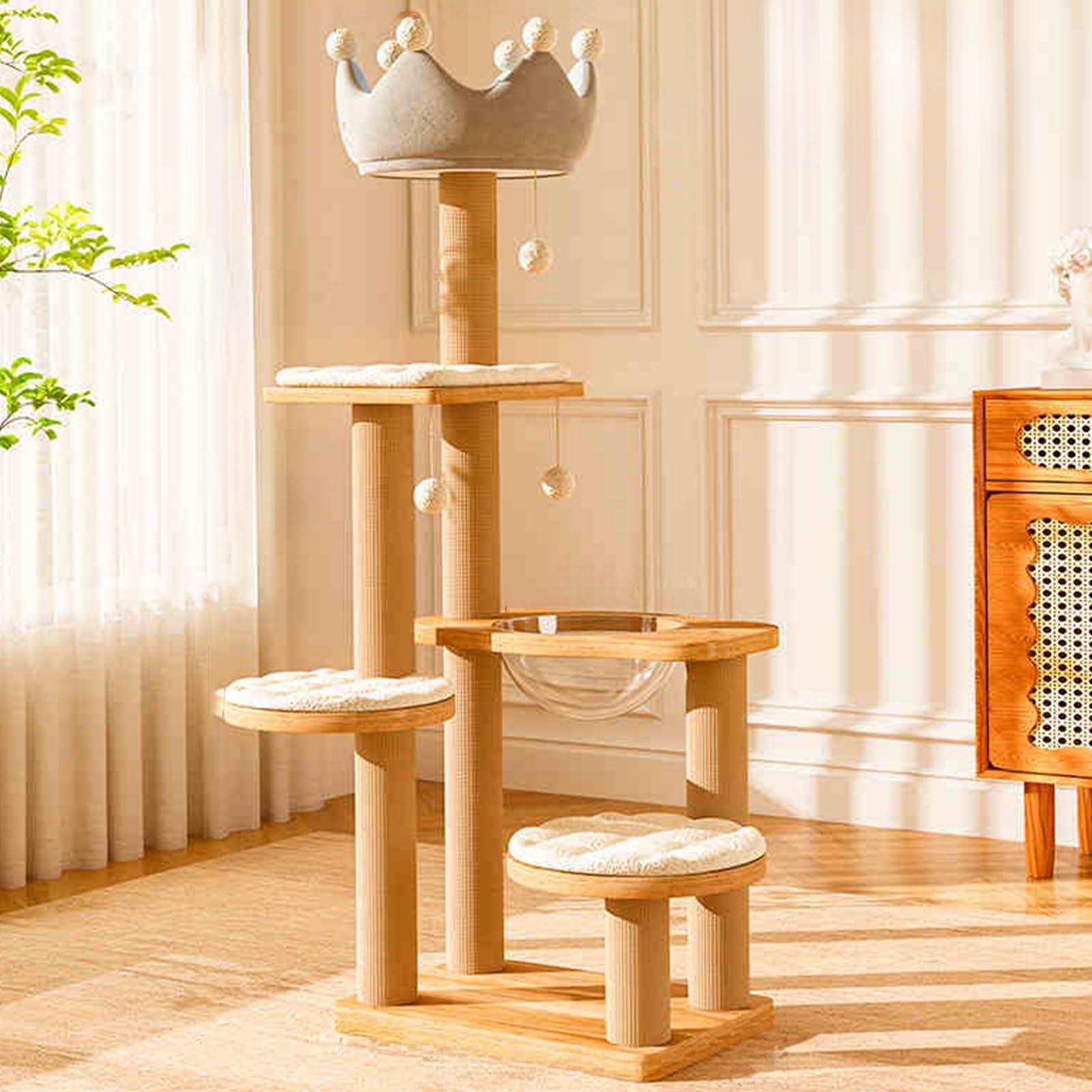 Arbre à chat avec capsule spatiale en bois noble et finitions chanfreinées haut de gamme