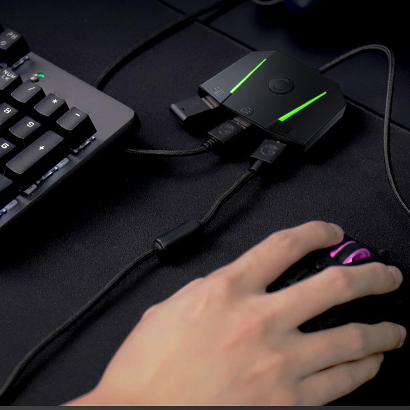 Convertitore Adattatore Controller di Gioco con Jack Audio da 3,5 Mm Tastiera Mouse Plug and Play per Switch, Ampia compatibilità Controllo App Incluso (Scatola di mira VX2)