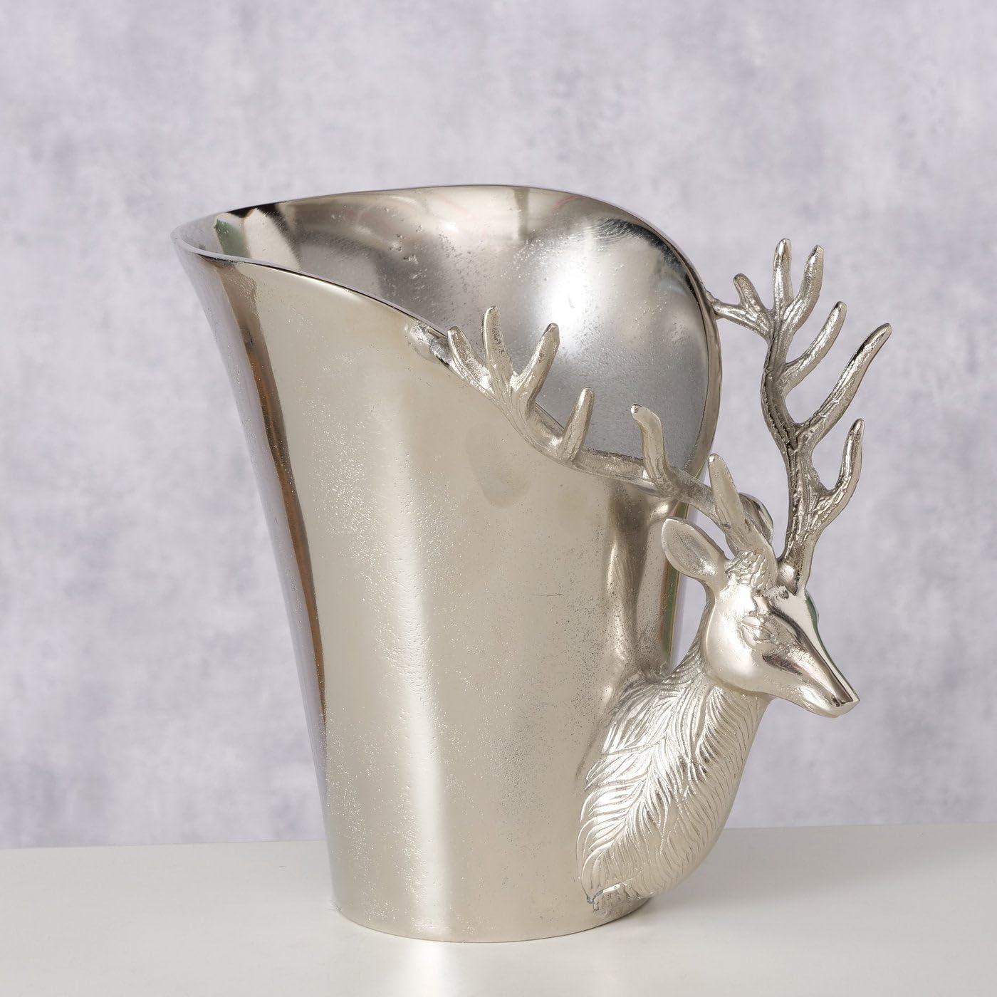 Silber Sekt- und Weinkühler mit Hirschmotiv, Aluminium vernickelt, 23 cm Länge