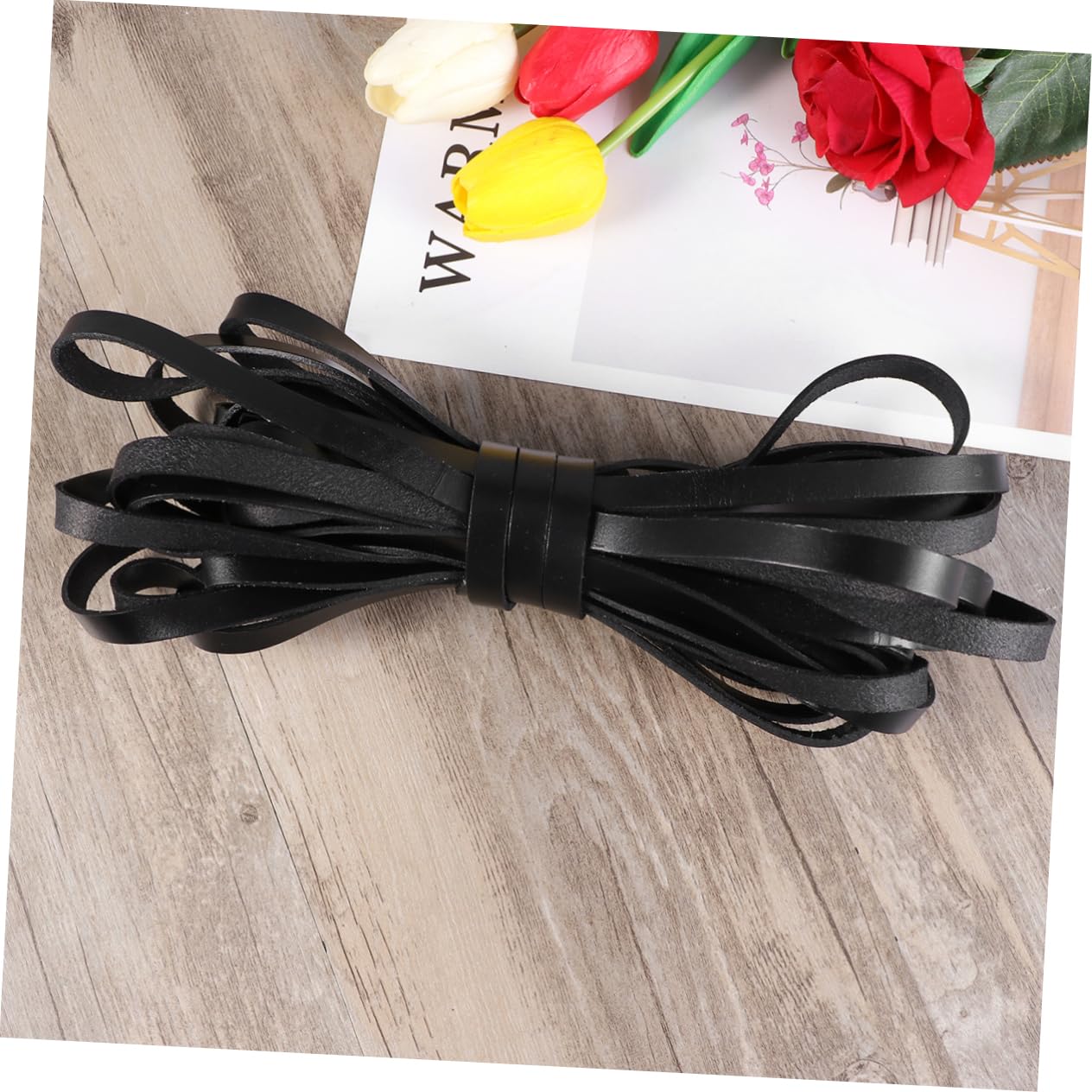 Lurrose Cordino di Cuoio Piatto da Metri in Vera Pelle di Vacchetta Corda per Creazioni di Gioielli Accessori Fai da Te per Bracciali e Collane Nero