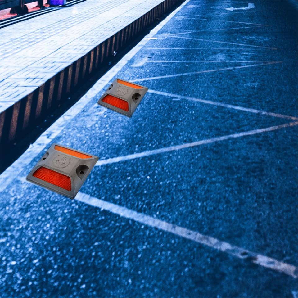 Ciieeo Tacchetti Riflettenti Stradali 4 Pezzi 3.66X3.66X2.17In Segnaletica Di Sicurezza Notturna Per Delimitazione Strade E Prevenzione Incidenti Esterna Resistente