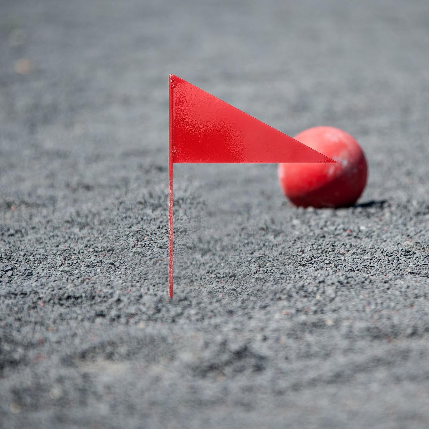 Track and Field Flag Set 2pcs Solid Triangle Iron Stick Flags Shot Put Marker for School Sports Outdoor Competition