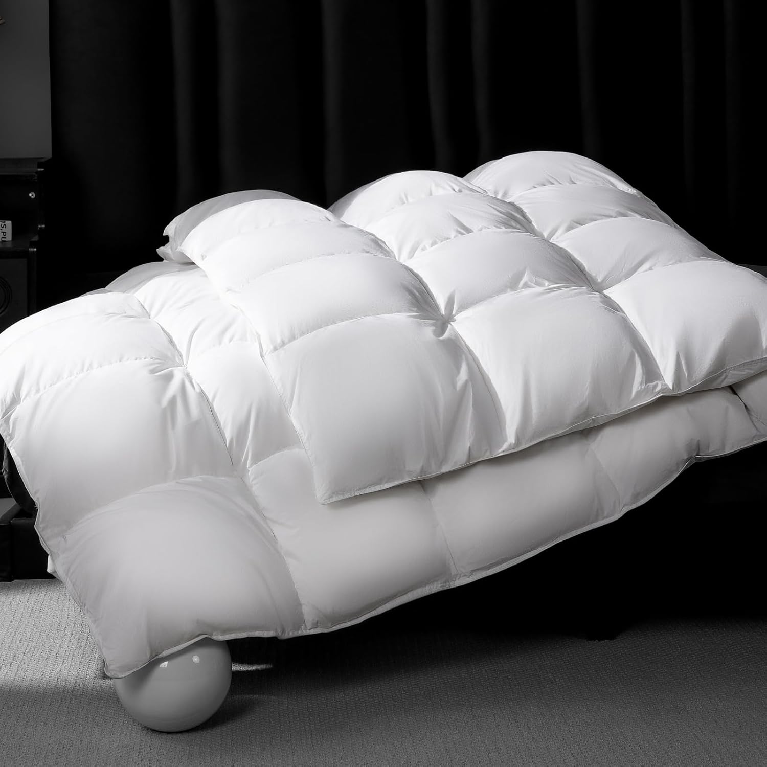 Luxury White Down Comforter King Size - 900 Fill Power All Down Fiber Duvet Insert with 8 Tabs Medium Weight for All Season - Baffle Box Design, Fluffy and Cozy - King 106 X 90”