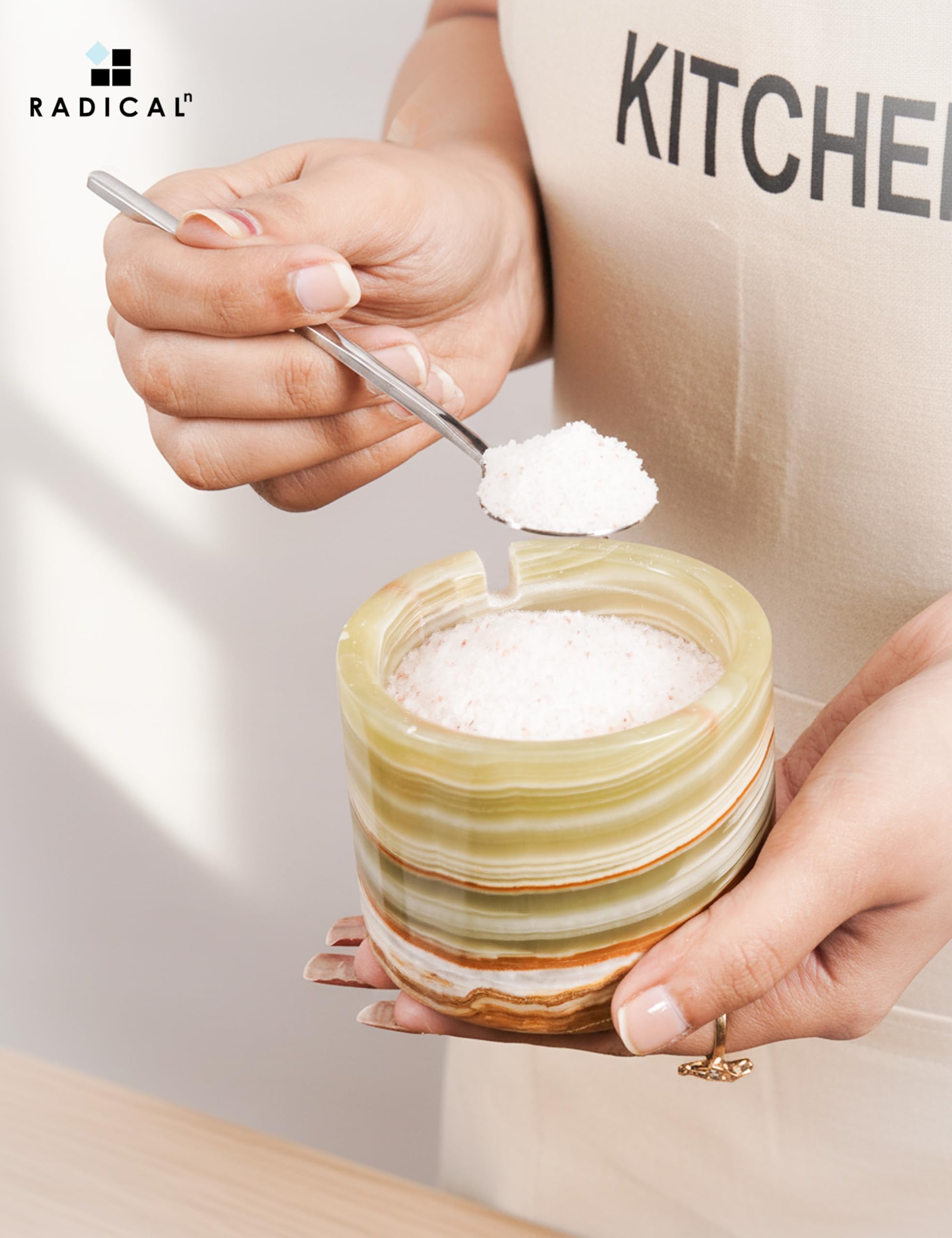Radicaln Verona and Green Lot de 2 pots à sel en marbre avec couvercle et plateau de 7,6 cm faits à la main pour le rangement de la cuisine, sucrier de table et salière pour comptoir