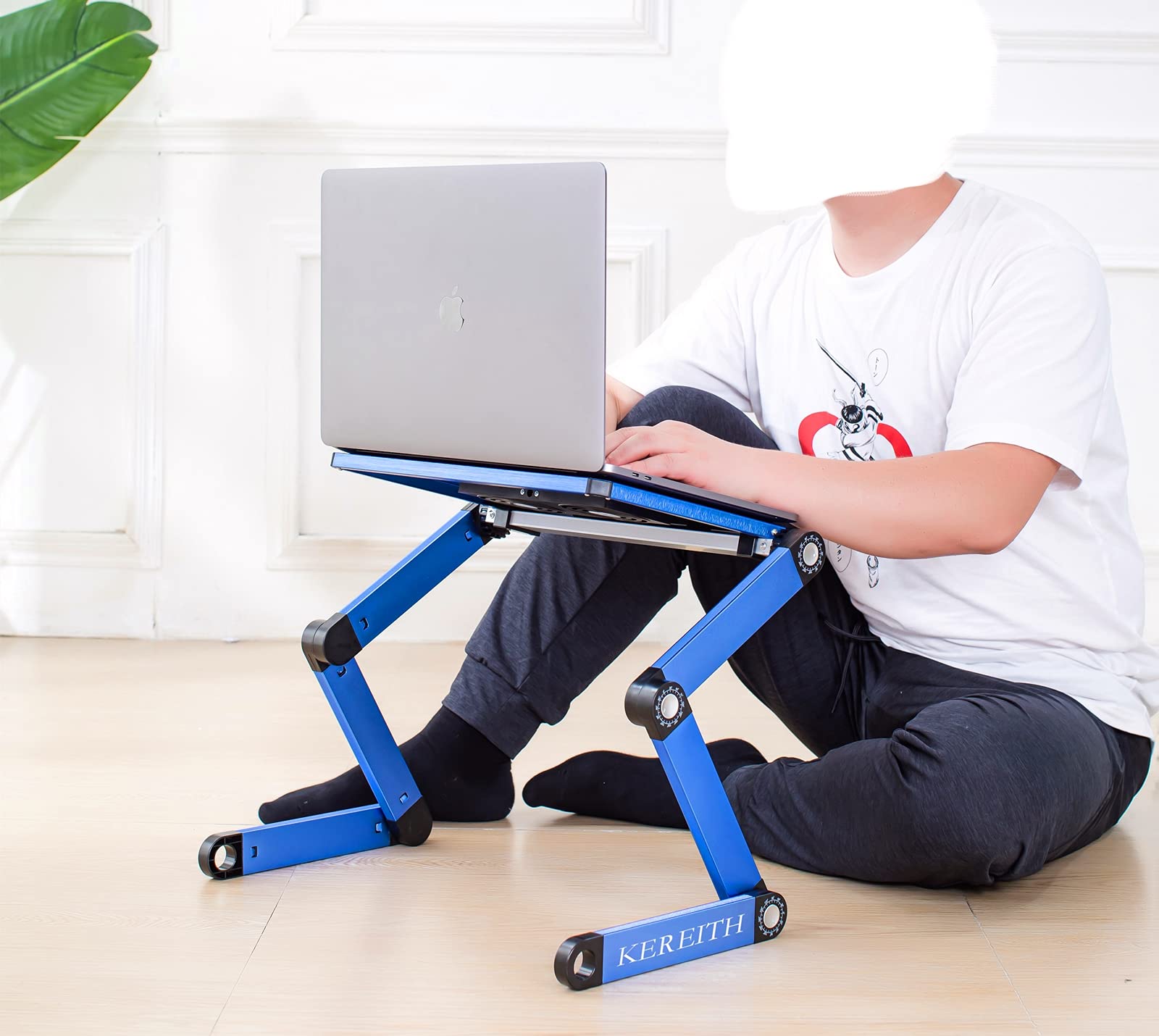 Soporte portátil y Ajustable de Aluminio para portátiles, Notebooks y Macbooks con Ventiladores para CPU, de Peso Ultraligero, ergonómico, Bandeja para la Cama, posición parado o Sentado