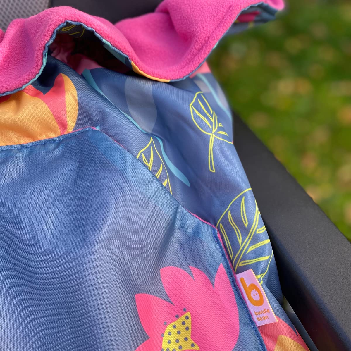 Wasserdichte Fleece-gefütterte Rollstuhl-Abdeckung, universelle Passform für manuelle und angetriebene Rollstühle, Erwachsenengröße, Rollstuhl-Zubehör, Wärme und Komfort (Blumenmuster)
