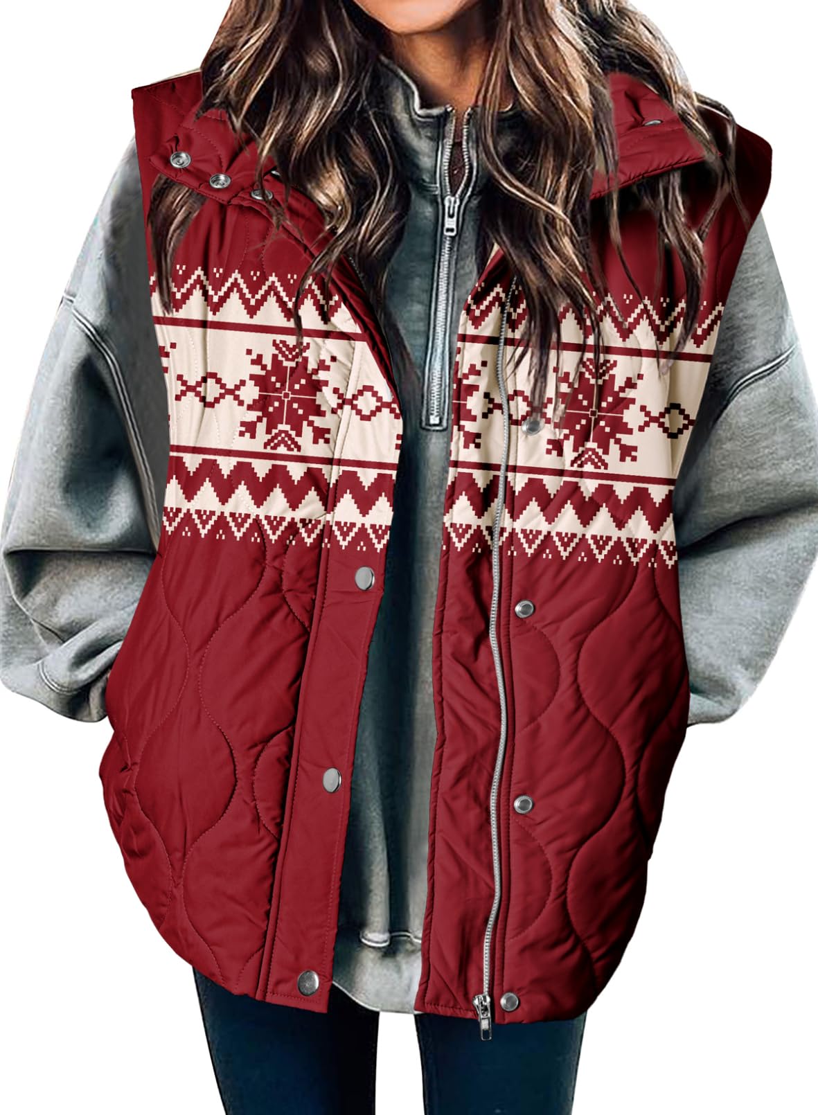Locker.Ink | 10 Stylish Women's Jackets to Celebrate Christmas in Style EVALESS Cropped Puffer Vest
