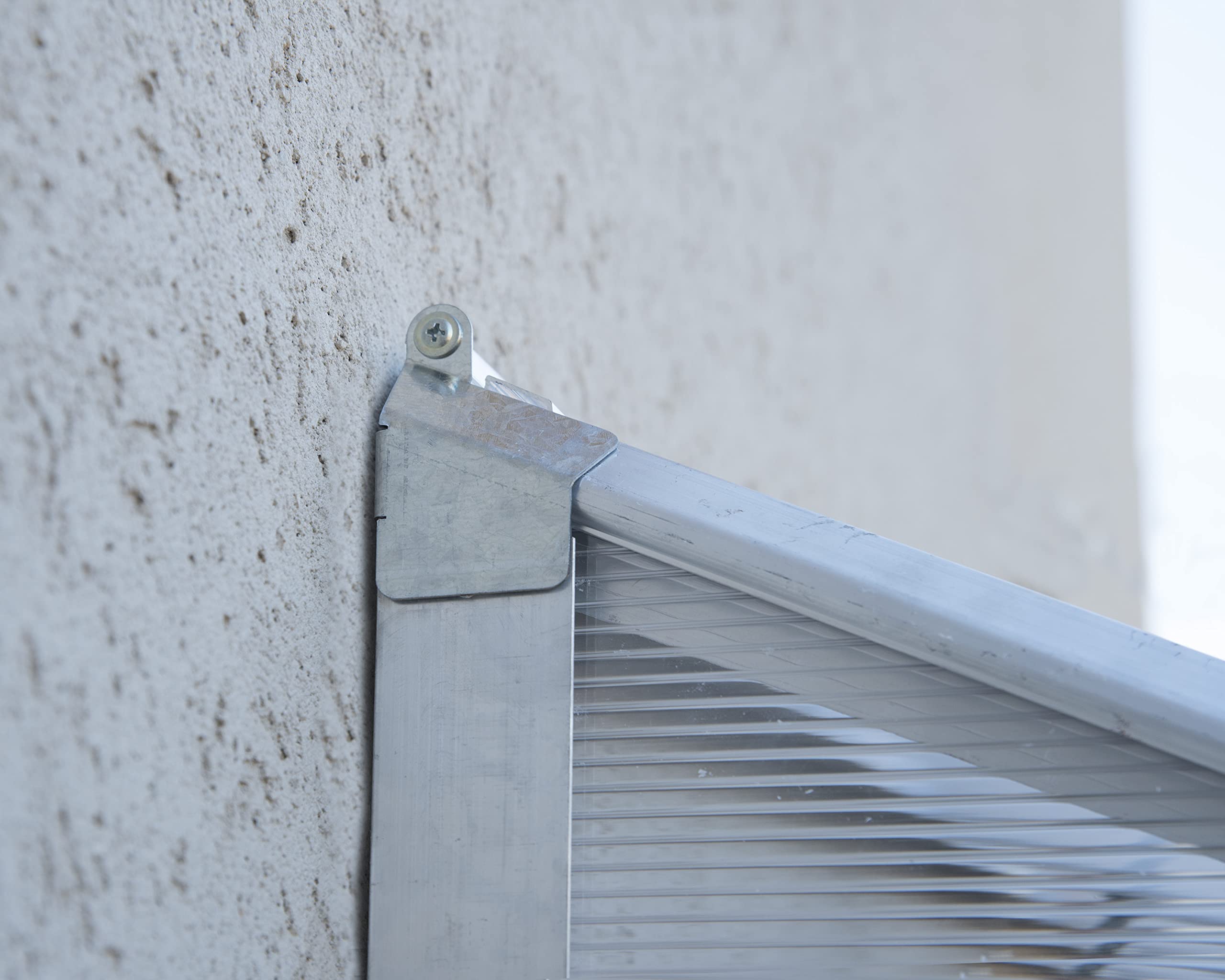 Palram Canopia Lean To 8 x 4 Serra sostenuta – Pareti in policarbonato trasparente – Tetto protetto contro i raggi UV telaio in alluminio, base inclusa – argento/verde