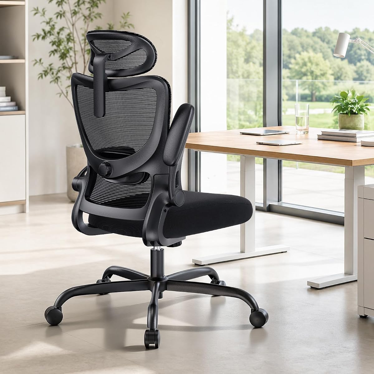 Silla de Oficina Ergonómica con Reposabrazos 3D y Soporte Lumbar | Diseño de respaldo alto, reposacabezas ajustable, capacidad de peso de 300 libras, malla transpirable, función reclinable, silla de oficina en casa