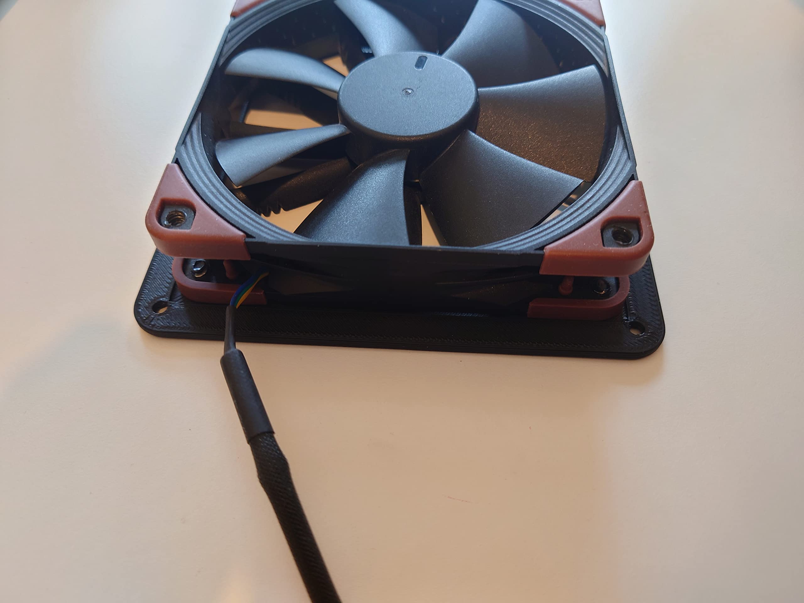 120mm to 140mm PC Fan Adapter Plate Mounting Adapter v2 Door