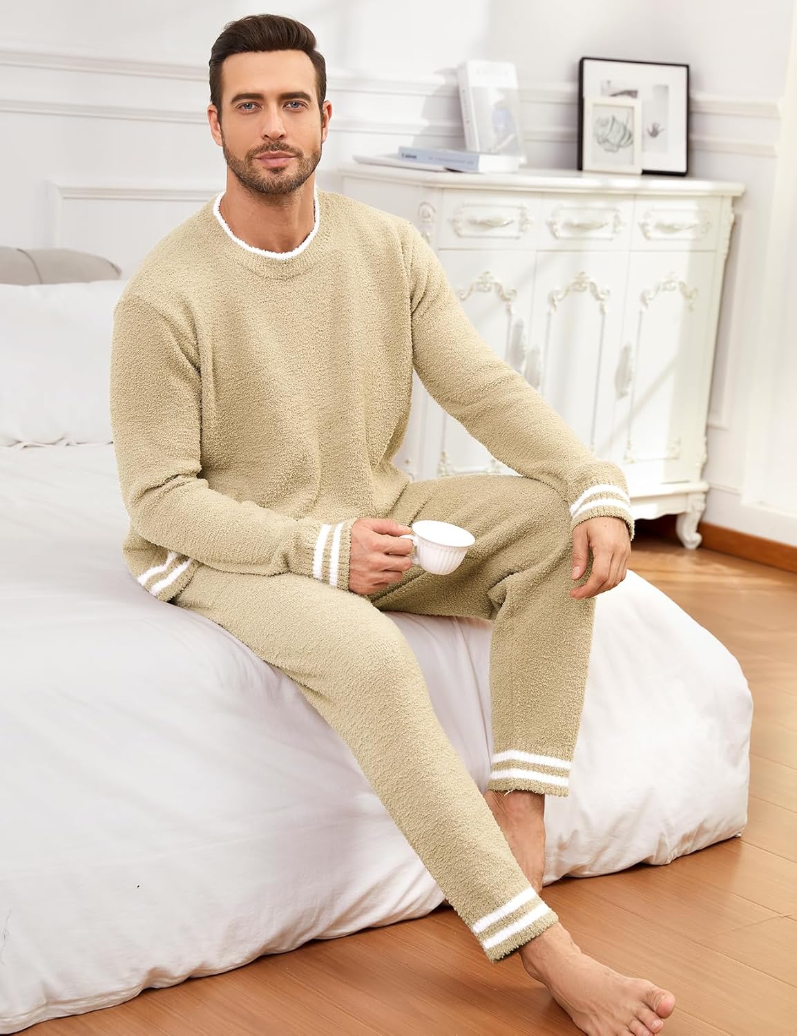 Wyeysyt Mens Fleece Pajamas Set Fuzzy Warm Fluffy Pjs Comfy 2 Piece Loungewear Set Long Sleeve Soft Sleepwear - Image 4