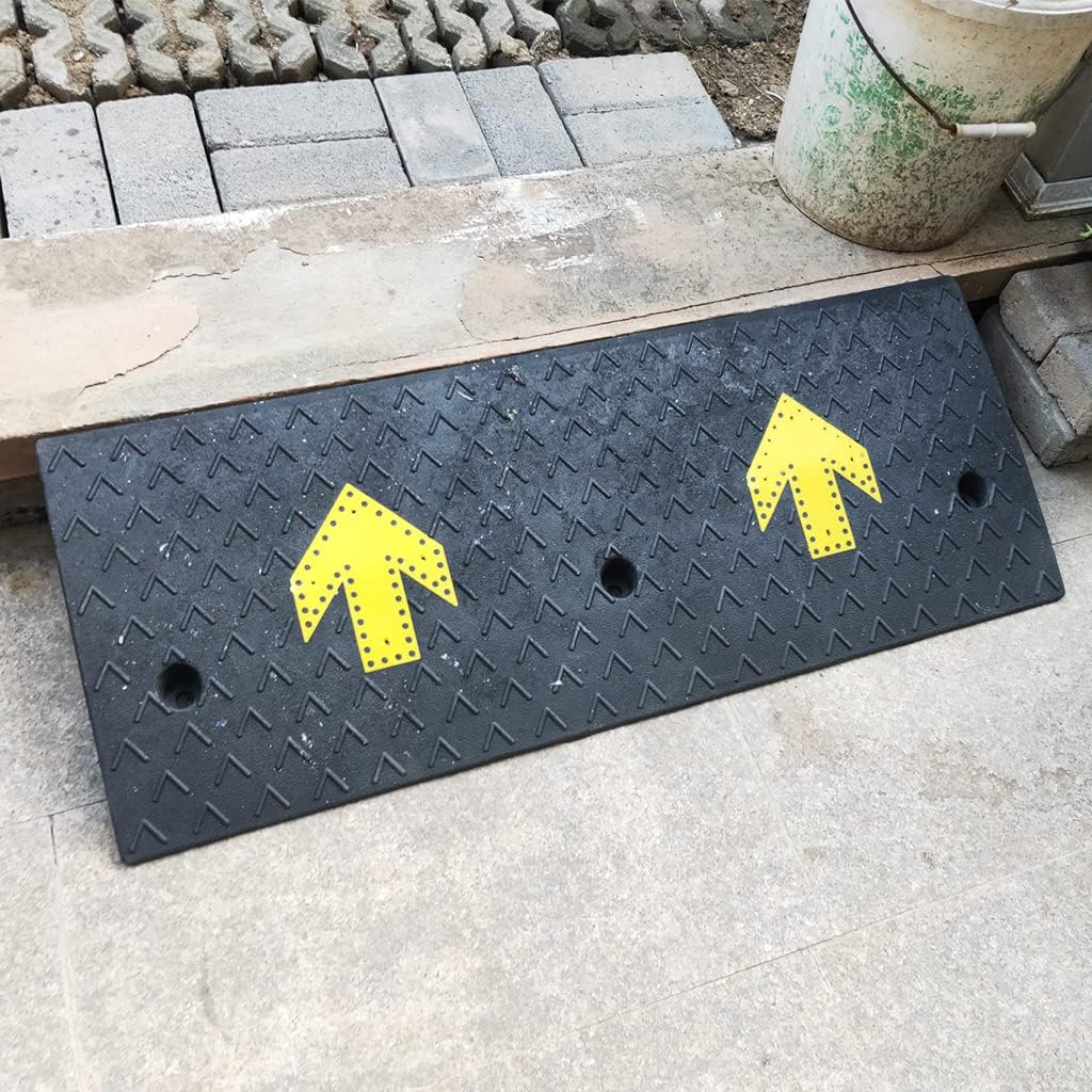 Ramps 縁石ランプ 縁石 滑り止め 車いす ホテル 店舗 戸口 敷居 多機能/イエロー/50 x 27 x 5cm。 縁石スロープ、車道スロープ、  頑丈な滑り止め玄関敷居ランプ、障害者用ランプ、プラスチック製階段ステップ減速ランプ(Yellow,25 使いやすい 7-13cm 滑り止めスロープ  ...