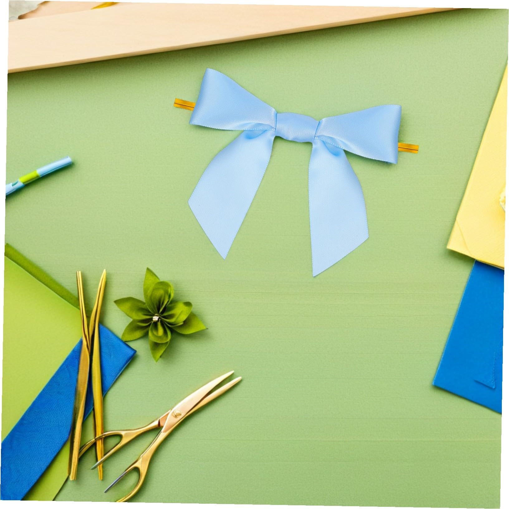 100 Pezzi Fiocchi in Raso Azzurri Preannodati per Confezioni Regalo Sacchetti Dolciumi e Decorazioni Festa Fiocchi Mini per Compleanni e Matrimoni