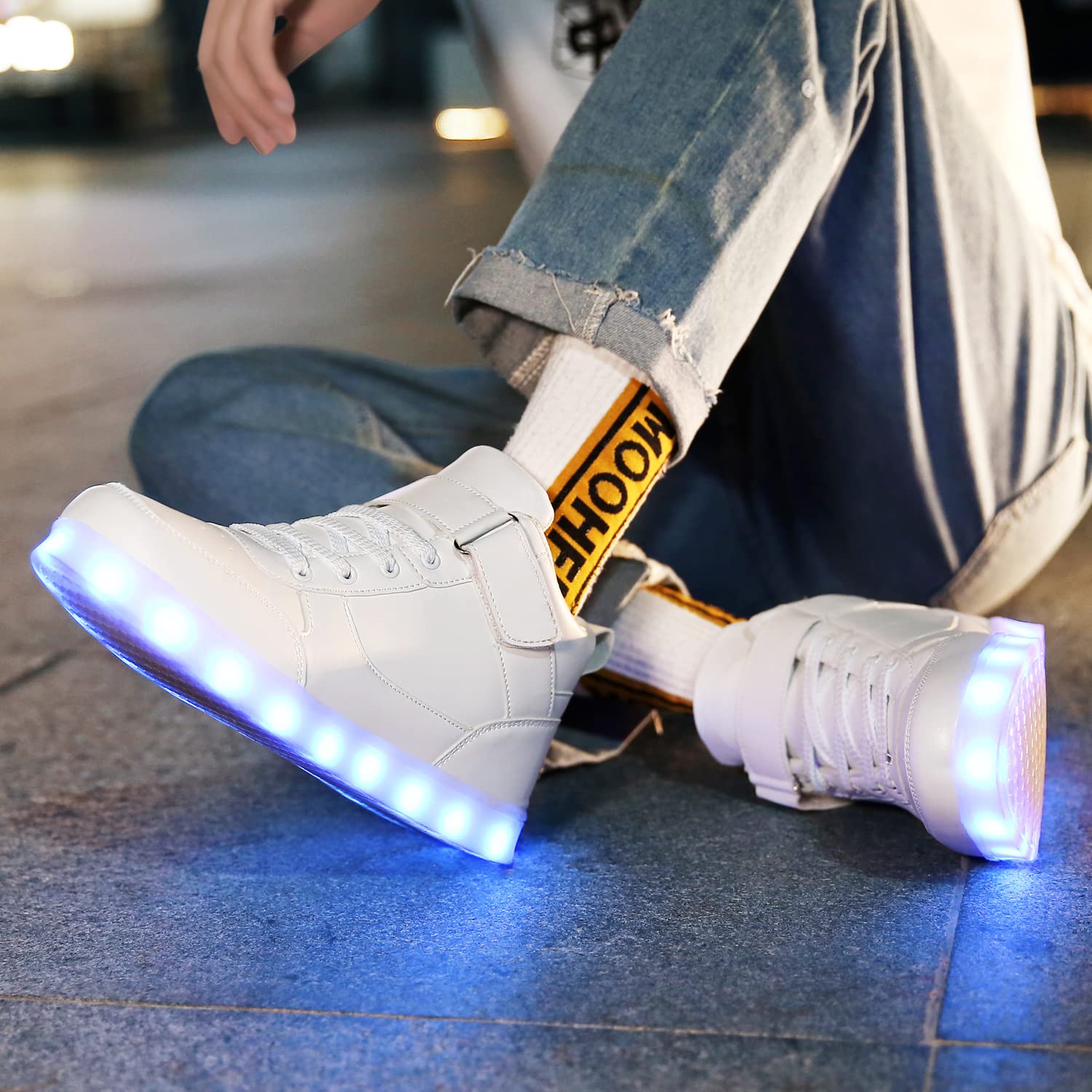 Kids Light up Shoes Led Sneakers USB Charging Flashing Trainers for Boys Girls High Top Sneakers