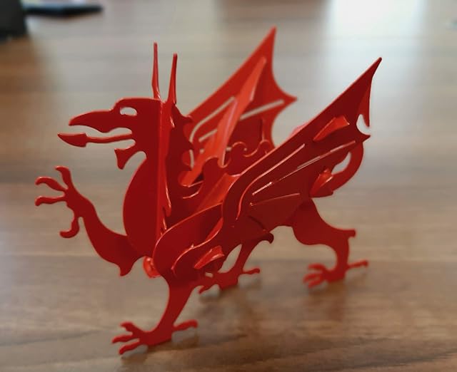 Dragon Laser Ltd., Red M-3D Welsh Dragon Trophy, Ornament, Gift From Wales
