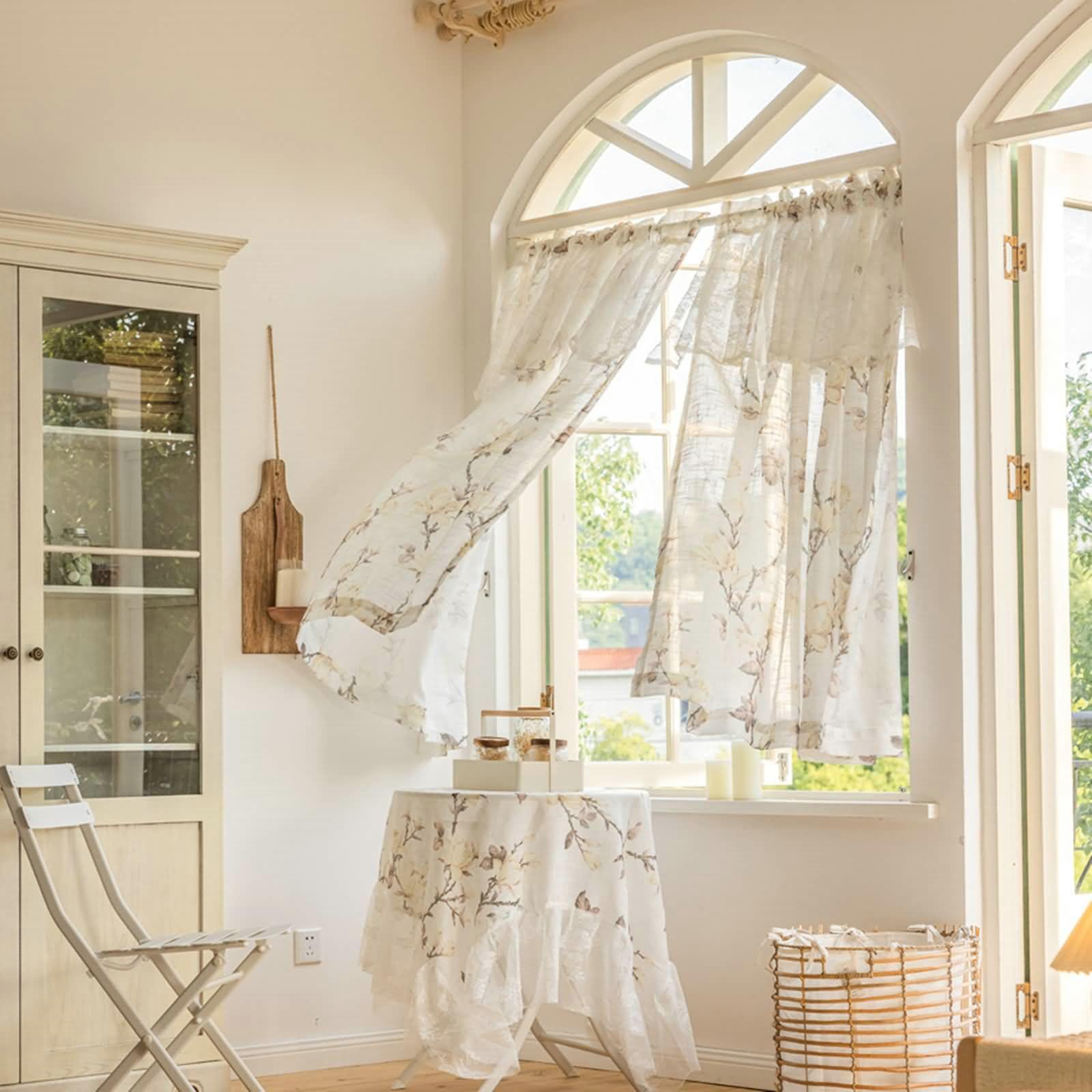 Tenda semitrasparente beige 137,2 cm di lunghezza, 2 pannelli, con tasca per asta, con stampa floreale, per camera da letto e soggiorno, ogni pannello 101,6 cm di larghezza x 137,2 cm di
