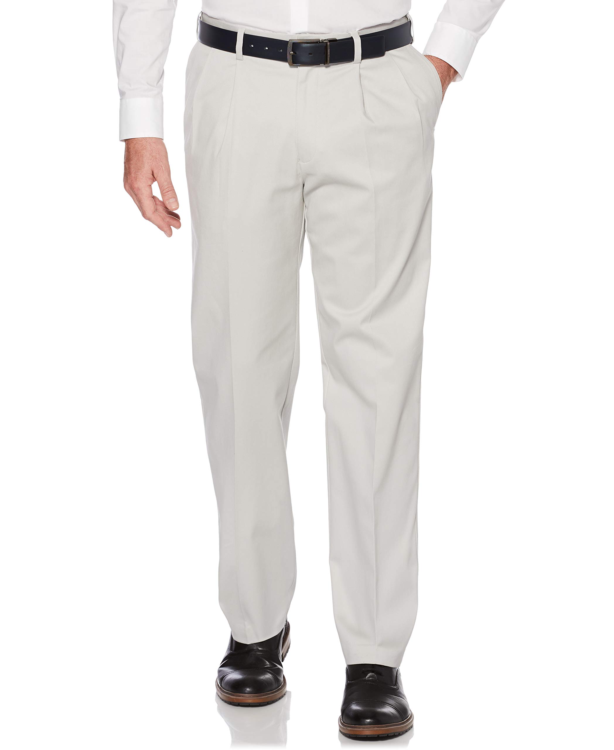 Savane Men's Ultimate Performance Pleated Chino Pants