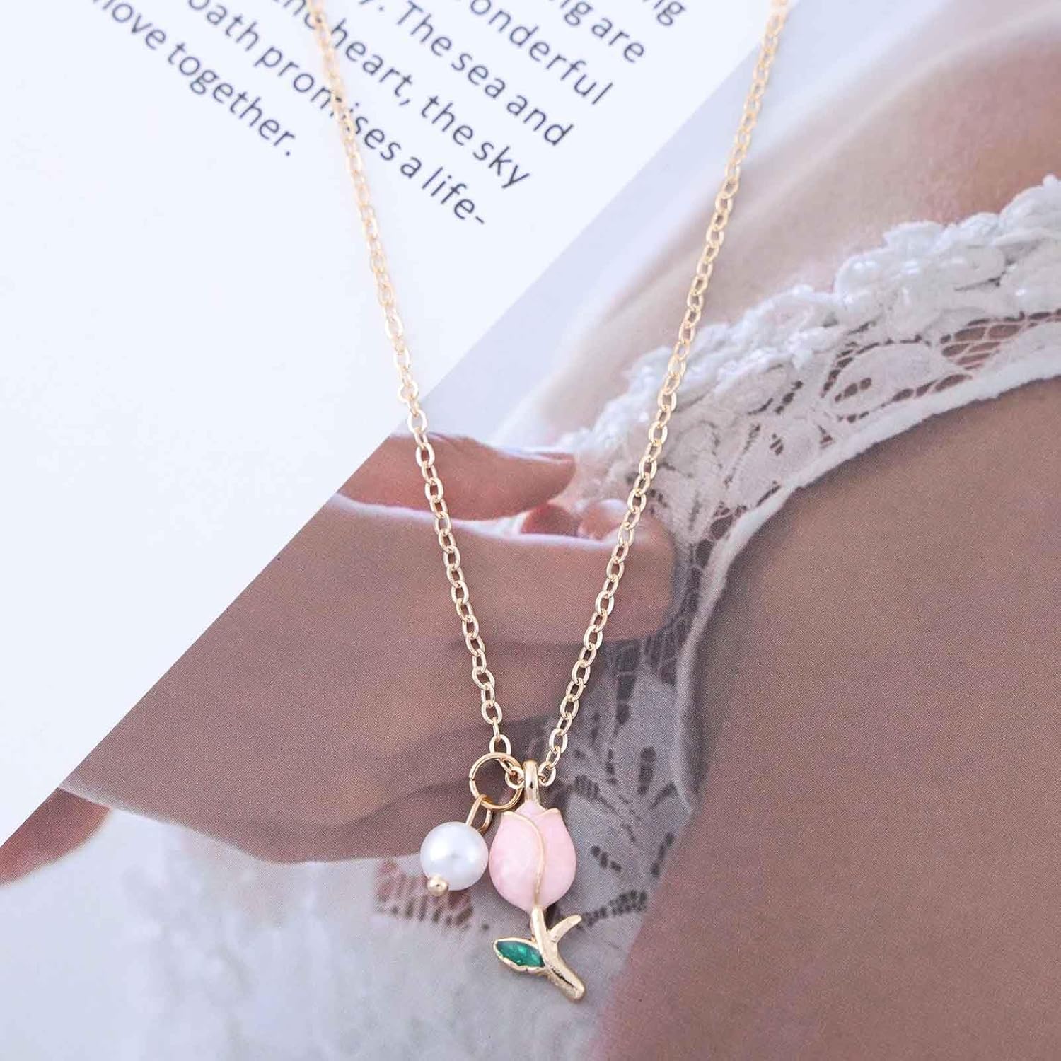 Bohemian Enamel Tulip Choker Necklace Gold Tulip Flower Pendant Necklace Pearl Tulip Flower Collar Necklace Pink Enamel Tulip Chain Necklace Jewelry for Women Gifts - Image 3