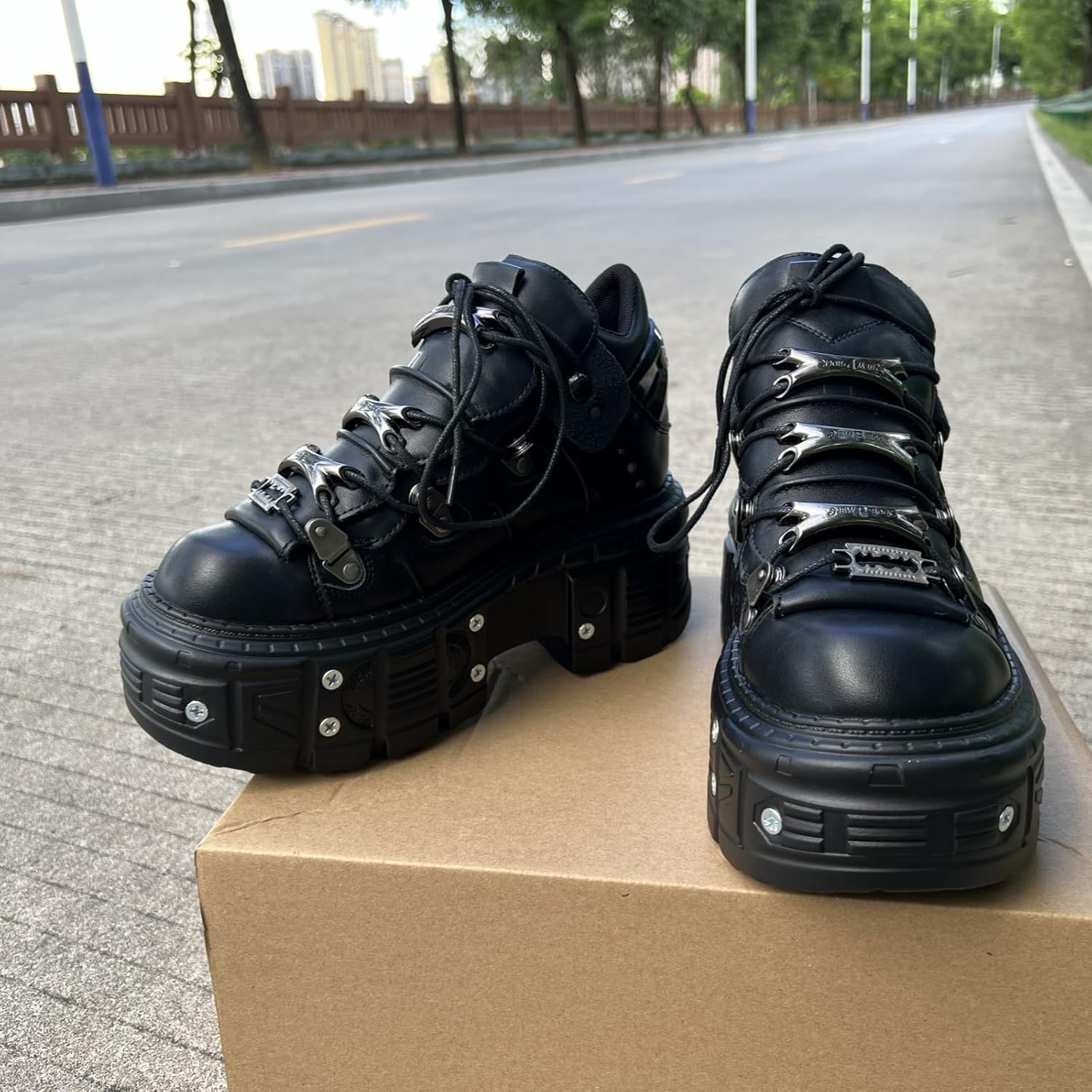 Vintage Women and Men Black Platform Sneakers Shoes Metal Decoration Gothic Retro Thick Sole Punk Shoes - Image 8