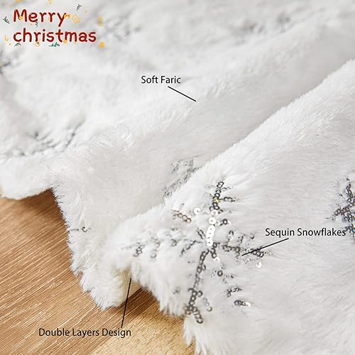 Miniatura 44 de Falda de árbol de Navidad de 48 pulgadas, falda de árbol de piel sintética de lujo con copos de nieve dorados y lentejuelas, alfombrillas grandes