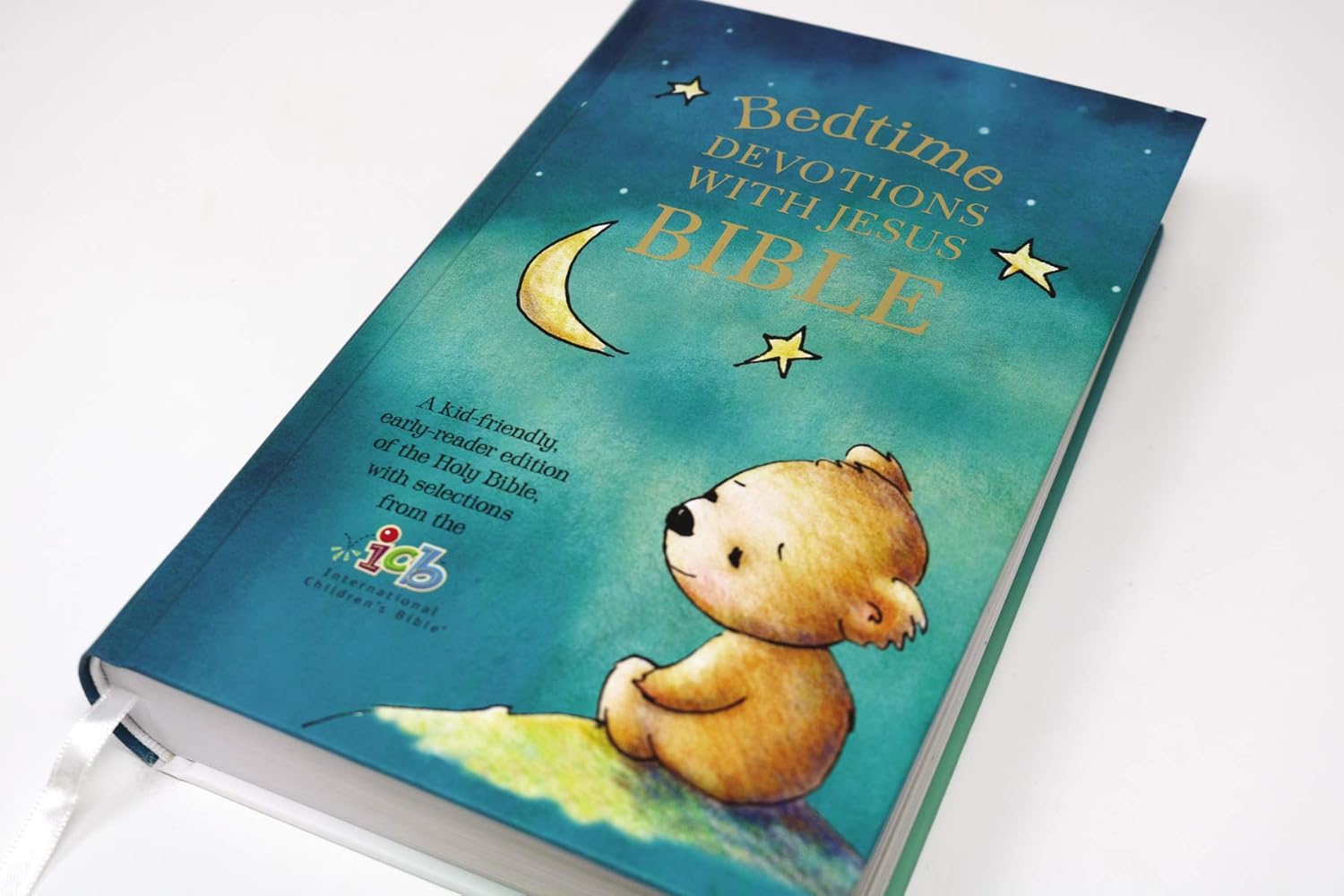ICB, Bedtime Devotions with Jesus Bible, Hardcover: International Children's Bible      Hardcover – March 3, 2020