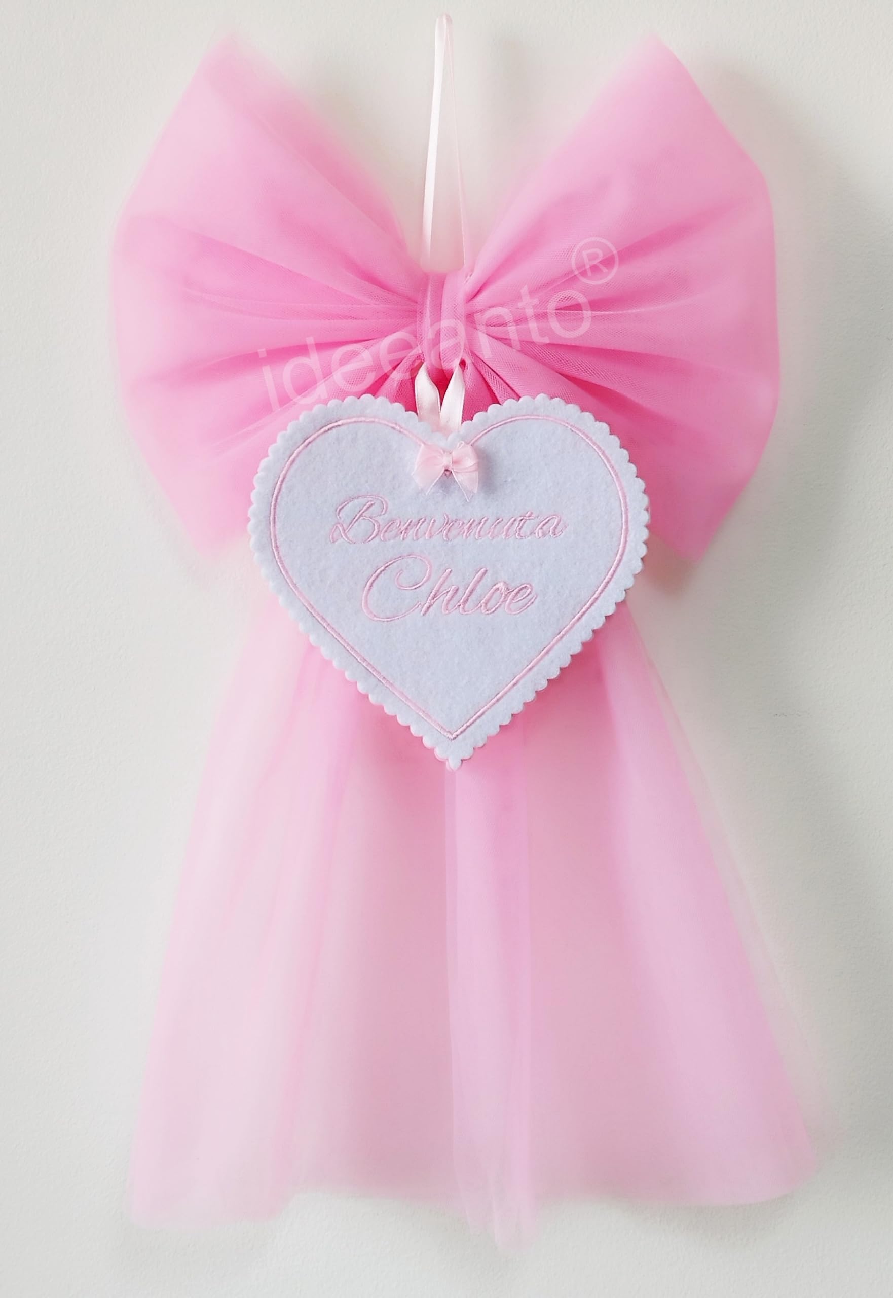 Fiocco nascita ricamato personalizzabile con nome e frase, in tulle rosa e azzurro bimbo bimba (Bimba)