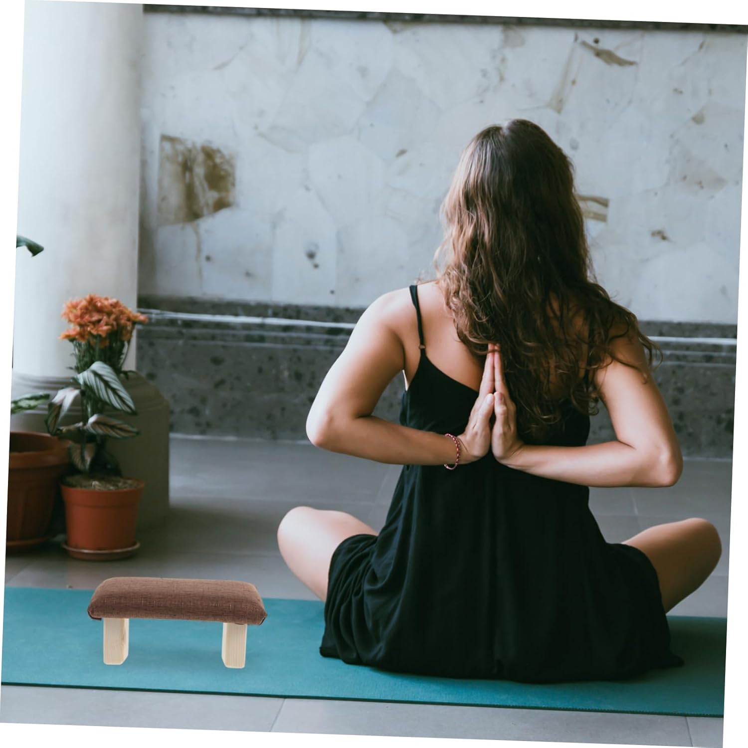 Kisangel Wooden Ergonomic Kneeling Stool for Posture Kneeler Bench for Home Office Use for Reading and Enhancing