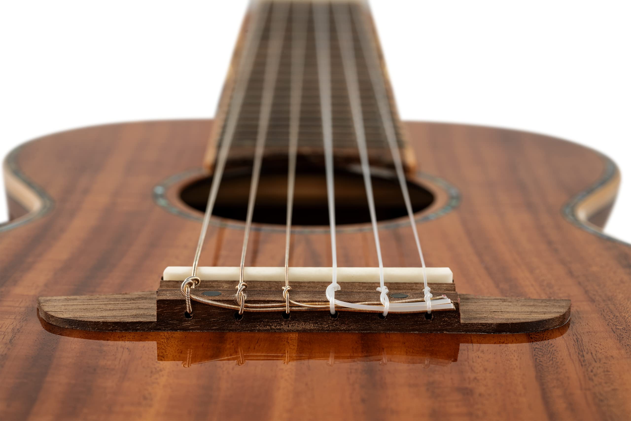 Ortega Guitars Travel Guitar Electro-Acoustic – Seria Mini Travel – Lita Akacja, Wykończenie Naturalne Połysk (RGLE18ACA)